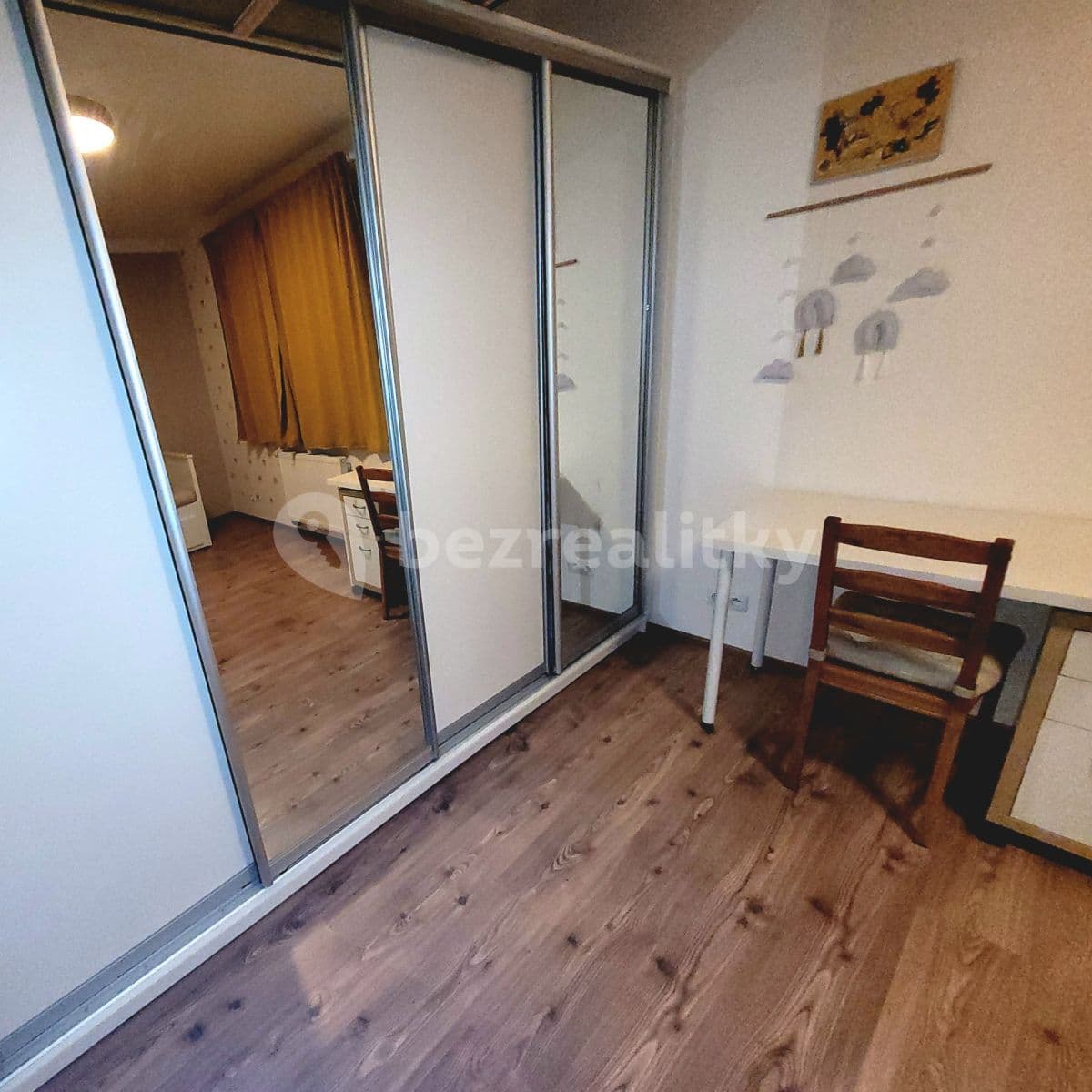 2 bedroom with open-plan kitchen flat to rent, 81 m², T. G. Masaryka, Horoměřice, Středočeský Region 2 bedroom with open-plan kitchen flat to rent, 81 m², T. G. Masaryka, Horoměřice, Středočeský Region