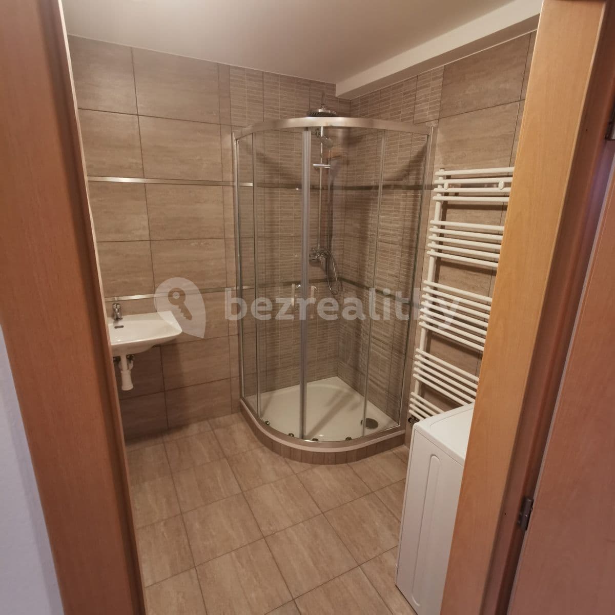 2 bedroom with open-plan kitchen flat to rent, 83 m², Bartošova, Zlín, Zlínský Region 2 bedroom with open-plan kitchen flat to rent, 83 m², Bartošova, Zlín, Zlínský Region