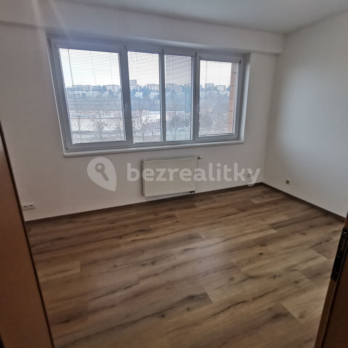 2 bedroom with open-plan kitchen flat to rent, 83 m², Bartošova, Zlín, Zlínský Region 2 bedroom with open-plan kitchen flat to rent, 83 m², Bartošova, Zlín, Zlínský Region