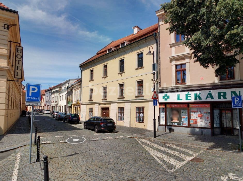 1 bedroom with open-plan kitchen flat to rent, 46 m², Kynského, Slaný, Středočeský Region 1 bedroom with open-plan kitchen flat to rent, 46 m², Kynského, Slaný, Středočeský Region