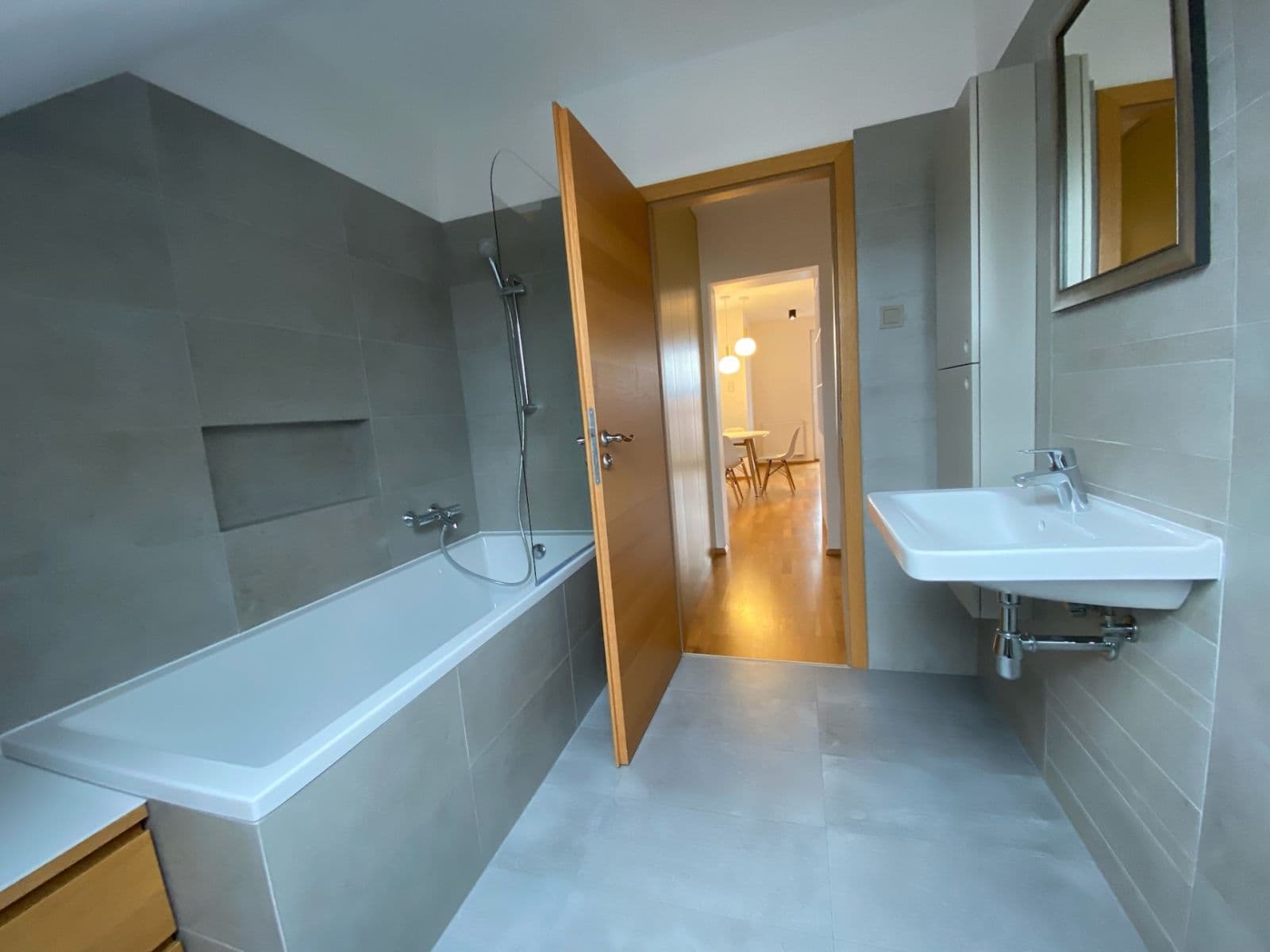 2 bedroom with open-plan kitchen flat to rent, 105 m², Sokolovská, Prague, Prague 2 bedroom with open-plan kitchen flat to rent, 105 m², Sokolovská, Prague, Prague