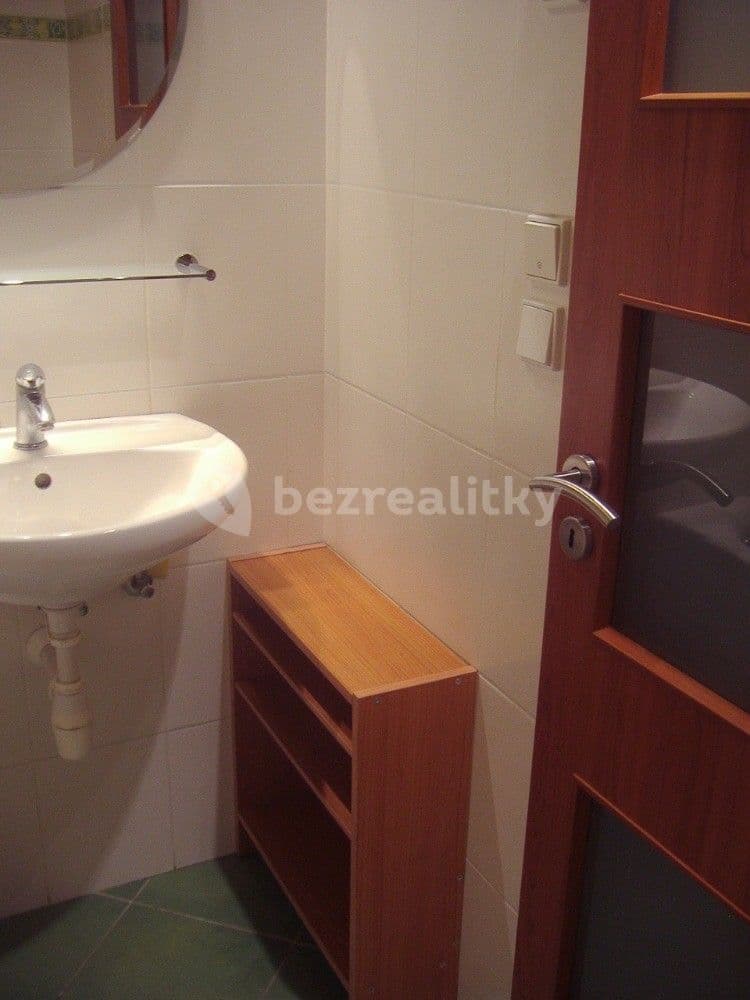 1 bedroom with open-plan kitchen flat to rent, 46 m², Kmochova, Hostivice, Středočeský Region 1 bedroom with open-plan kitchen flat to rent, 46 m², Kmochova, Hostivice, Středočeský Region