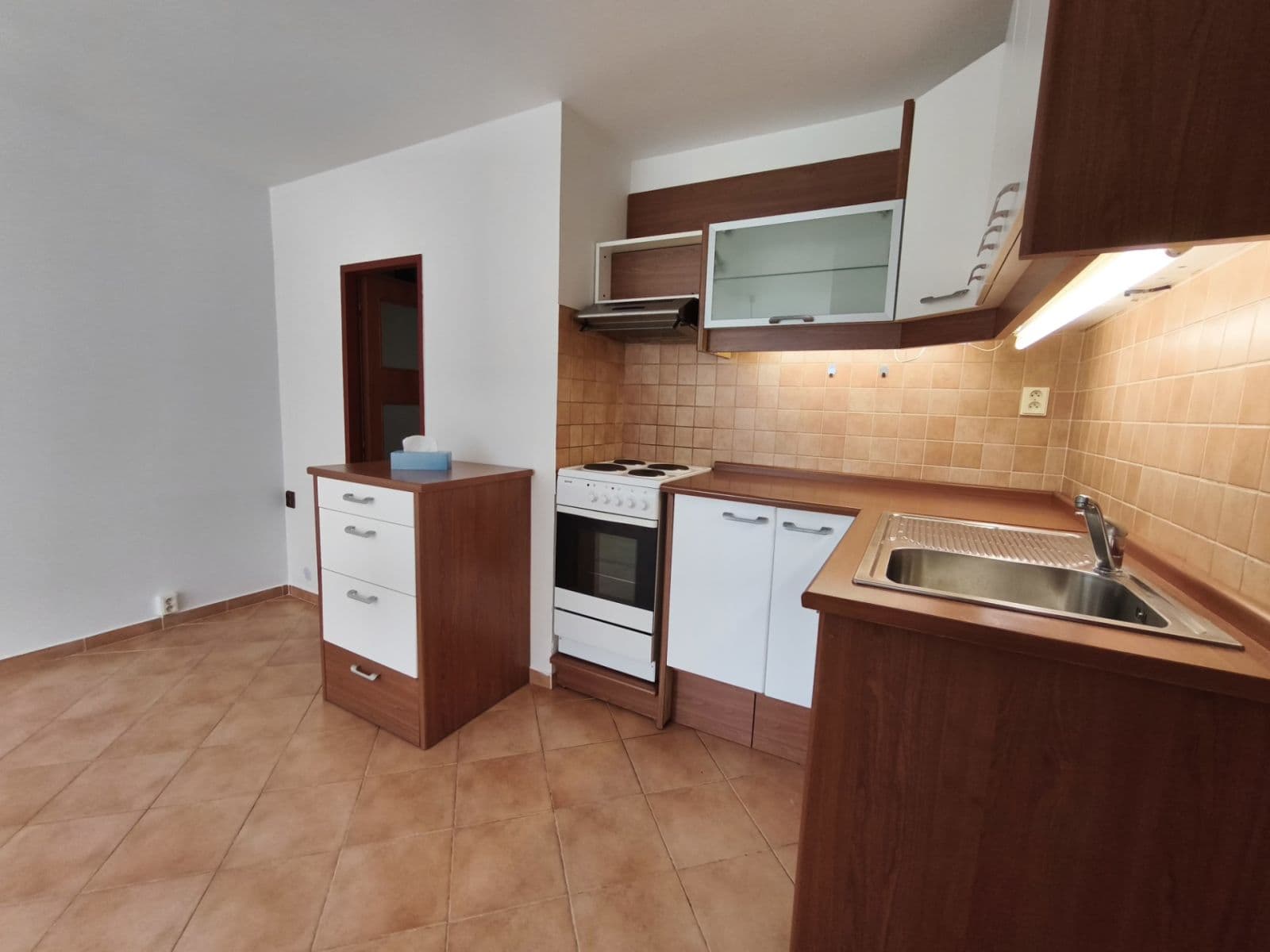 1 bedroom with open-plan kitchen flat to rent, 46 m², Kmochova, Hostivice, Středočeský Region 1 bedroom with open-plan kitchen flat to rent, 46 m², Kmochova, Hostivice, Středočeský Region