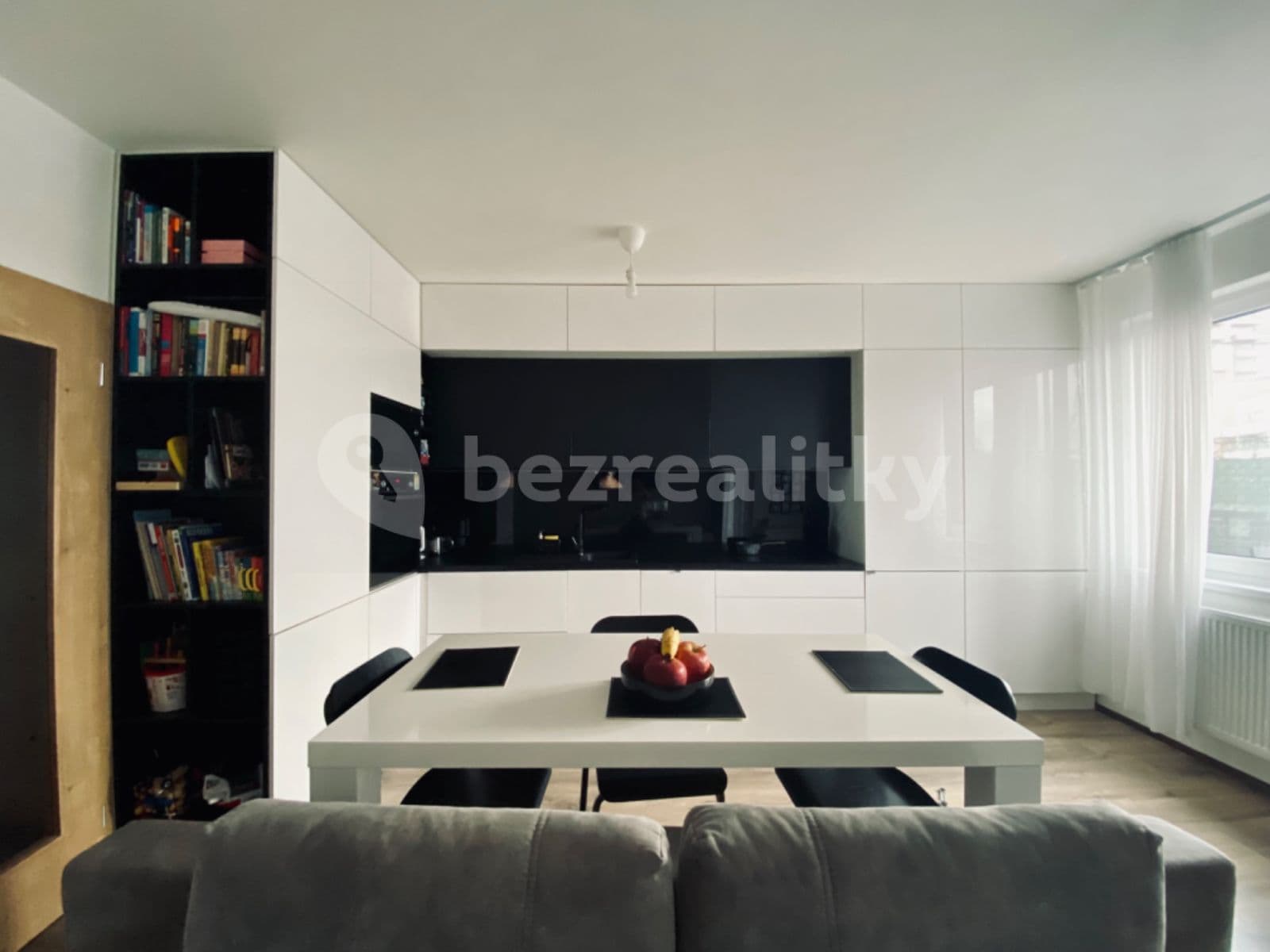 Studio flat to rent, 42 m², Miroslava Hajna, Prague, Prague Studio flat to rent, 42 m², Miroslava Hajna, Prague, Prague