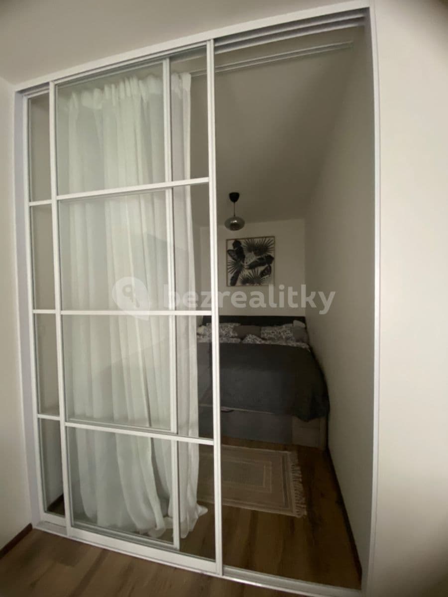 Studio flat to rent, 42 m², Miroslava Hajna, Prague, Prague Studio flat to rent, 42 m², Miroslava Hajna, Prague, Prague