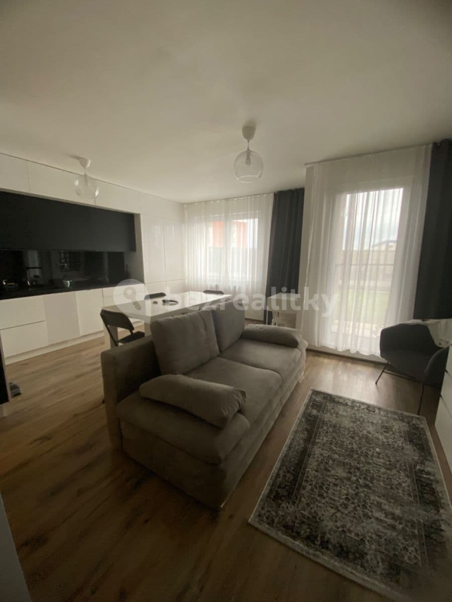 Studio flat to rent, 42 m², Miroslava Hajna, Prague, Prague Studio flat to rent, 42 m², Miroslava Hajna, Prague, Prague
