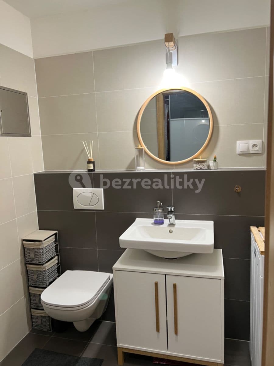 Studio flat to rent, 42 m², Miroslava Hajna, Prague, Prague Studio flat to rent, 42 m², Miroslava Hajna, Prague, Prague