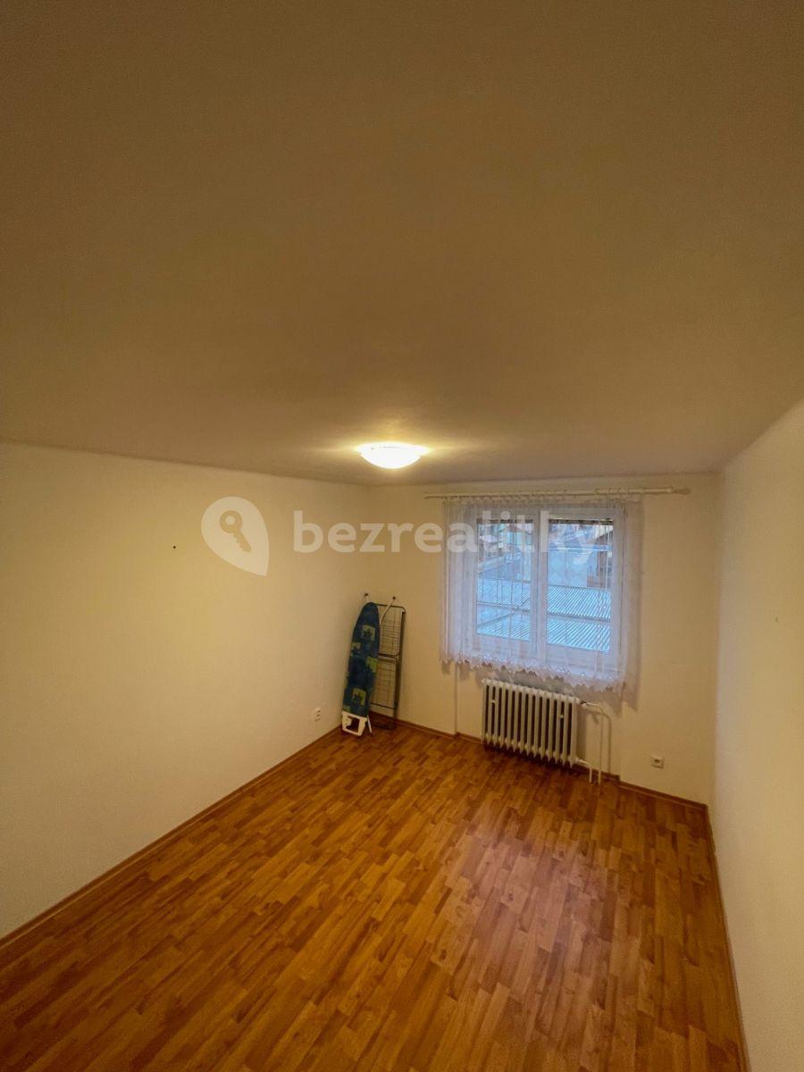 3 bedroom flat to rent, 70 m², Na Výhledech, Zbůch, Plzeňský Region