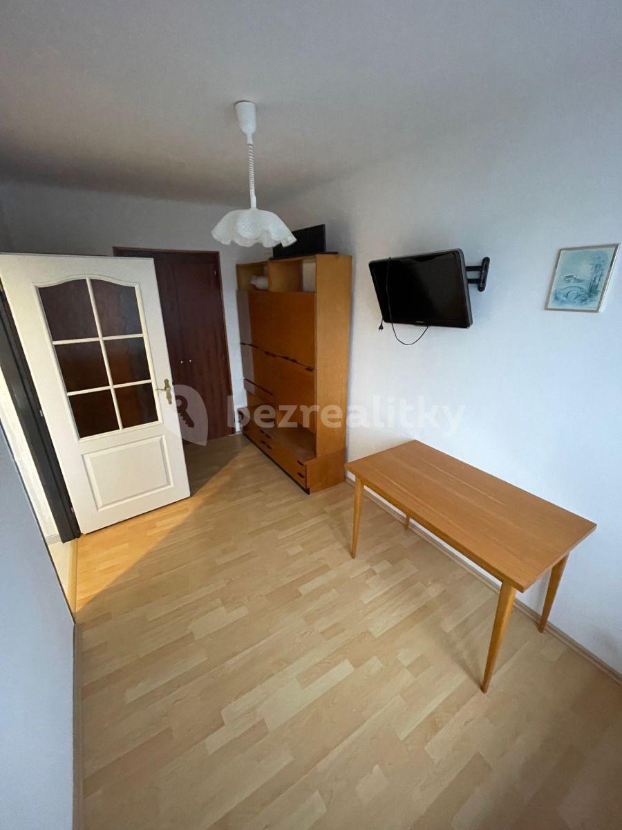 3 bedroom flat to rent, 70 m², Na Výhledech, Zbůch, Plzeňský Region