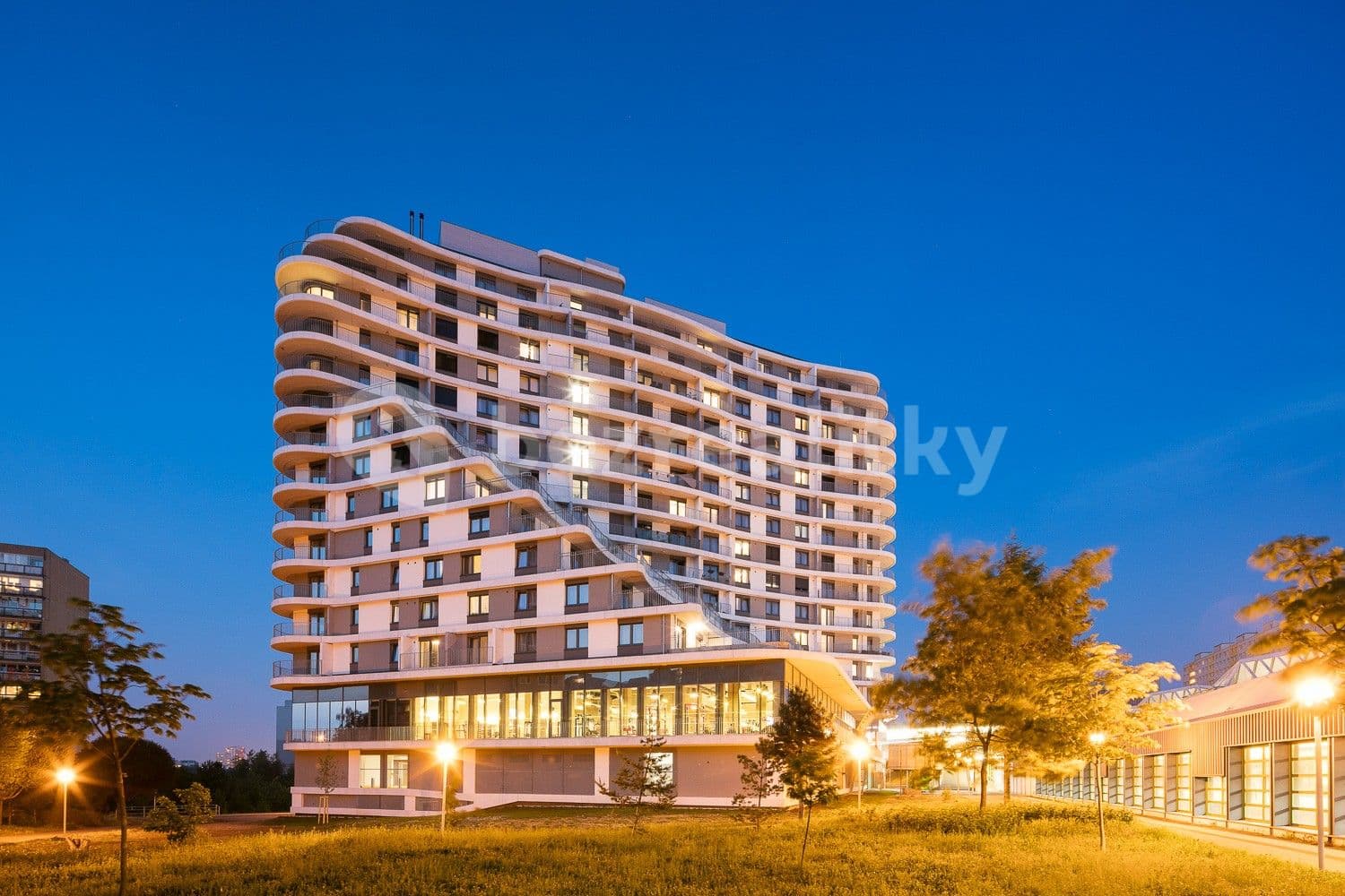 1 bedroom with open-plan kitchen flat to rent, 51 m², Mukařovského, Prague, Prague 1 bedroom with open-plan kitchen flat to rent, 51 m², Mukařovského, Prague, Prague