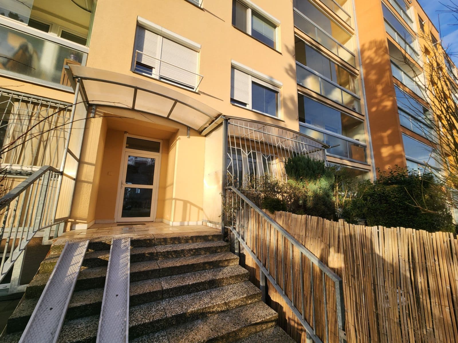 Studio flat to rent, 32 m², Neapolská, Prague, Prague Studio flat to rent, 32 m², Neapolská, Prague, Prague