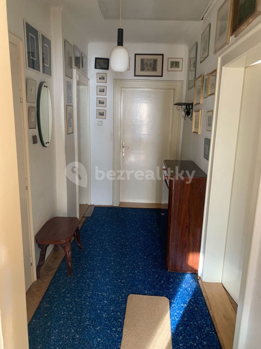 3 bedroom flat to rent, 75 m², Na Kodymce, Prague, Prague 3 bedroom flat to rent, 75 m², Na Kodymce, Prague, Prague