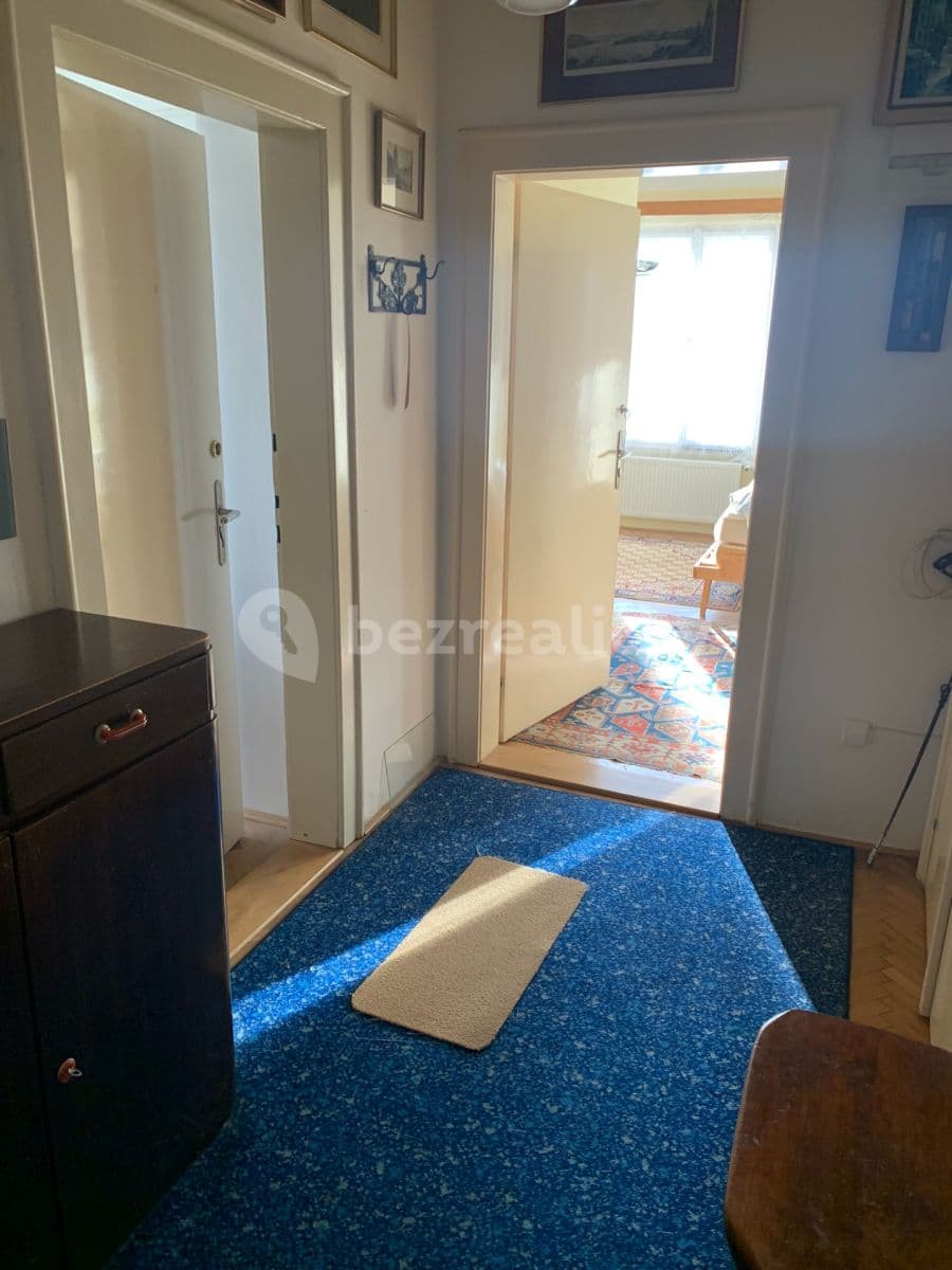 3 bedroom flat to rent, 75 m², Na Kodymce, Prague, Prague 3 bedroom flat to rent, 75 m², Na Kodymce, Prague, Prague