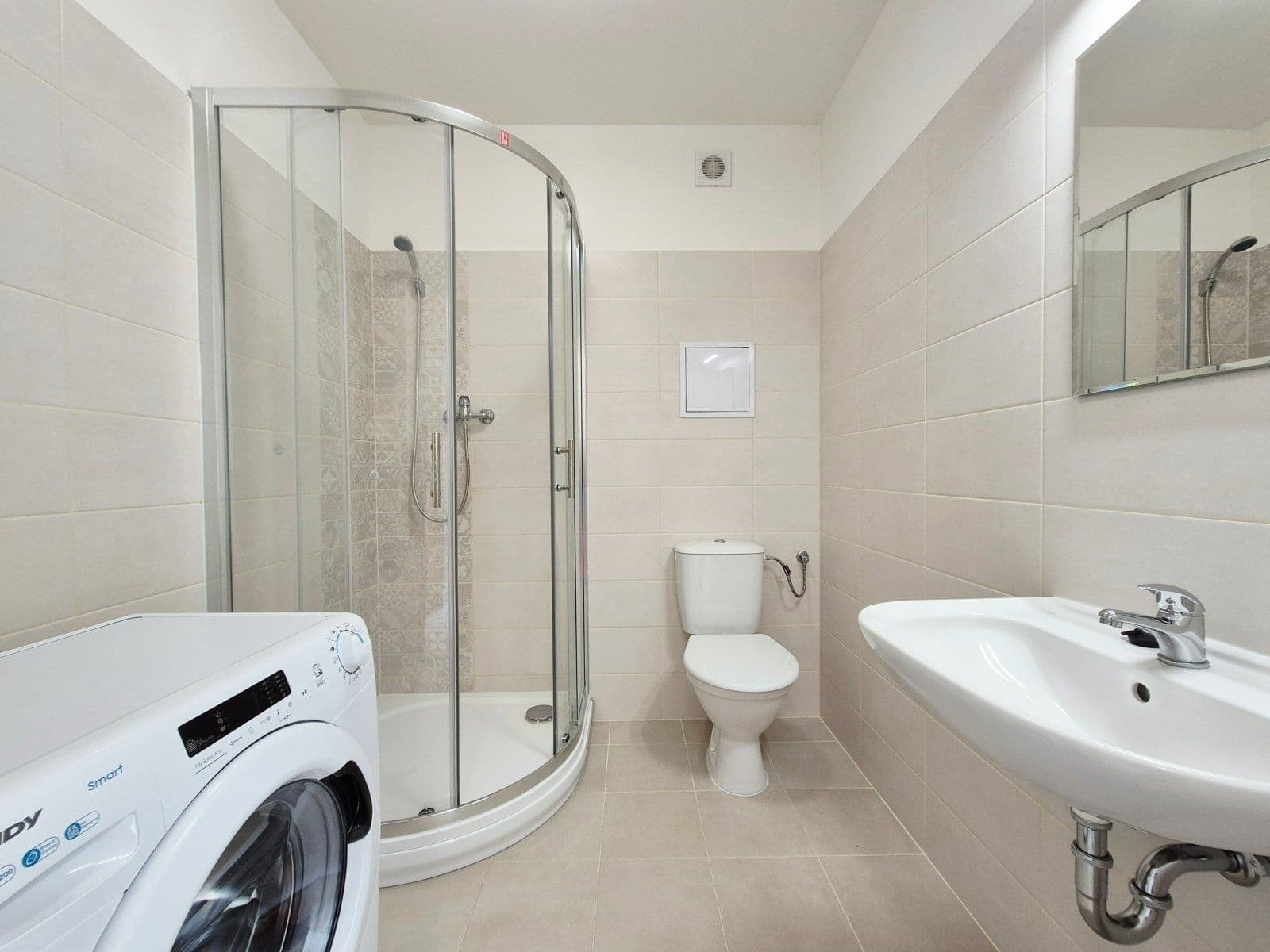 1 bedroom with open-plan kitchen flat to rent, 36 m², Klimšova, Havířov, Moravskoslezský Region 1 bedroom with open-plan kitchen flat to rent, 36 m², Klimšova, Havířov, Moravskoslezský Region