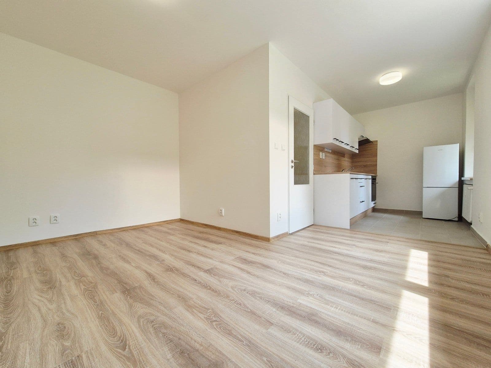 1 bedroom with open-plan kitchen flat to rent, 36 m², Klimšova, Havířov, Moravskoslezský Region 1 bedroom with open-plan kitchen flat to rent, 36 m², Klimšova, Havířov, Moravskoslezský Region