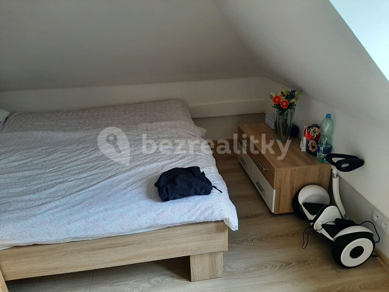 2 bedroom with open-plan kitchen flat to rent, 85 m², U Stojanu, Prague, Prague 2 bedroom with open-plan kitchen flat to rent, 85 m², U Stojanu, Prague, Prague