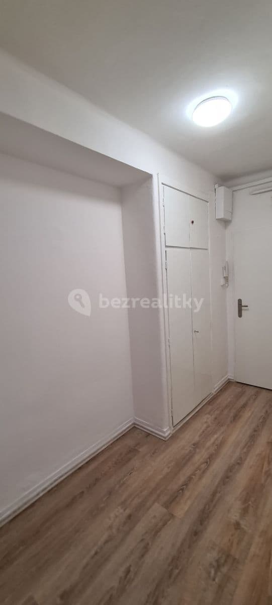 2 bedroom flat to rent, 52 m², tř. Míru, Olomouc, Olomoucký Region 2 bedroom flat to rent, 52 m², tř. Míru, Olomouc, Olomoucký Region