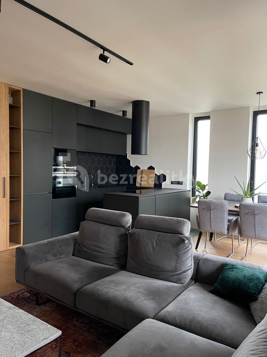 2 bedroom with open-plan kitchen flat to rent, 120 m², Na Kopánku, Kunice, Středočeský Region 2 bedroom with open-plan kitchen flat to rent, 120 m², Na Kopánku, Kunice, Středočeský Region