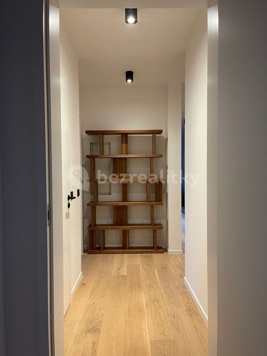 2 bedroom with open-plan kitchen flat to rent, 120 m², Na Kopánku, Kunice, Středočeský Region 2 bedroom with open-plan kitchen flat to rent, 120 m², Na Kopánku, Kunice, Středočeský Region