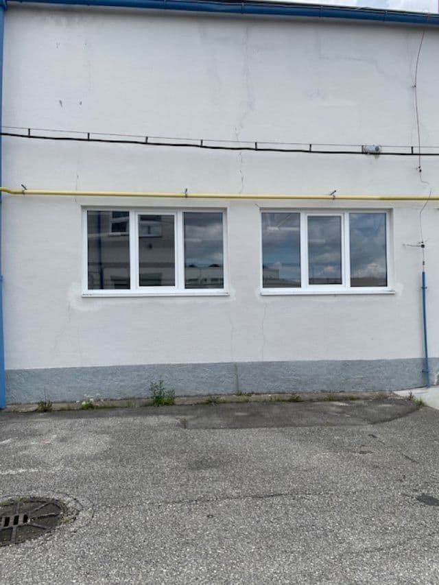 non-residential property to rent, 384 m², Hlinská, České Budějovice, Jihočeský Region non-residential property to rent, 384 m², Hlinská, České Budějovice, Jihočeský Region