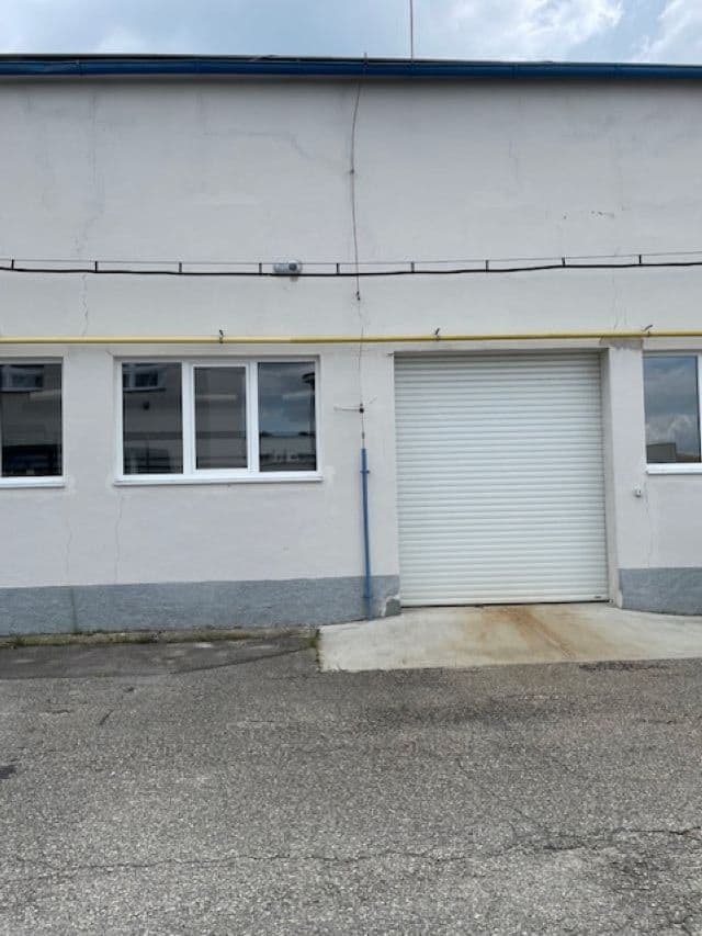 non-residential property to rent, 384 m², Hlinská, České Budějovice, Jihočeský Region non-residential property to rent, 384 m², Hlinská, České Budějovice, Jihočeský Region