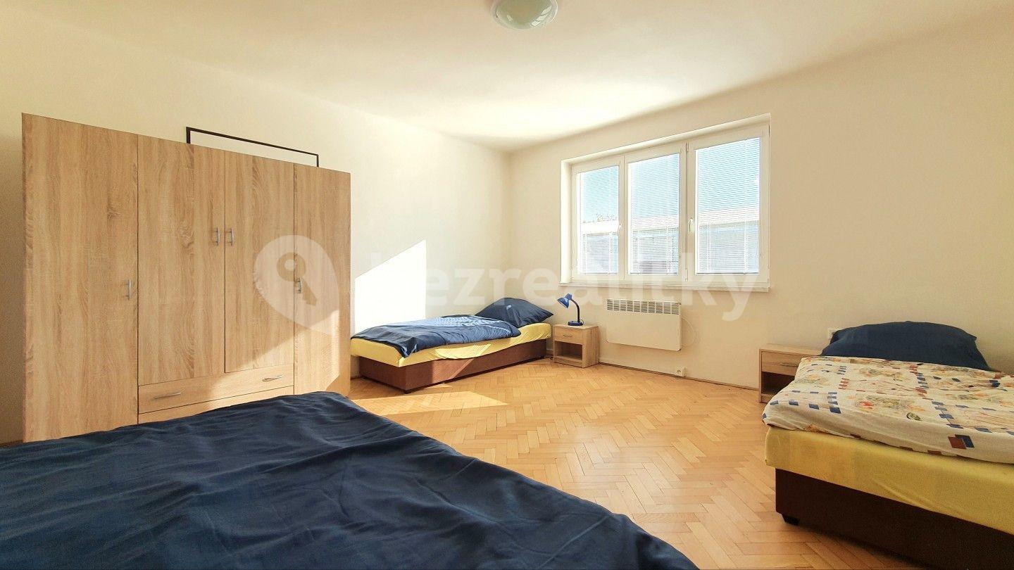 2 bedroom with open-plan kitchen flat for sale, 60 m², Skřivany, Královéhradecký Region