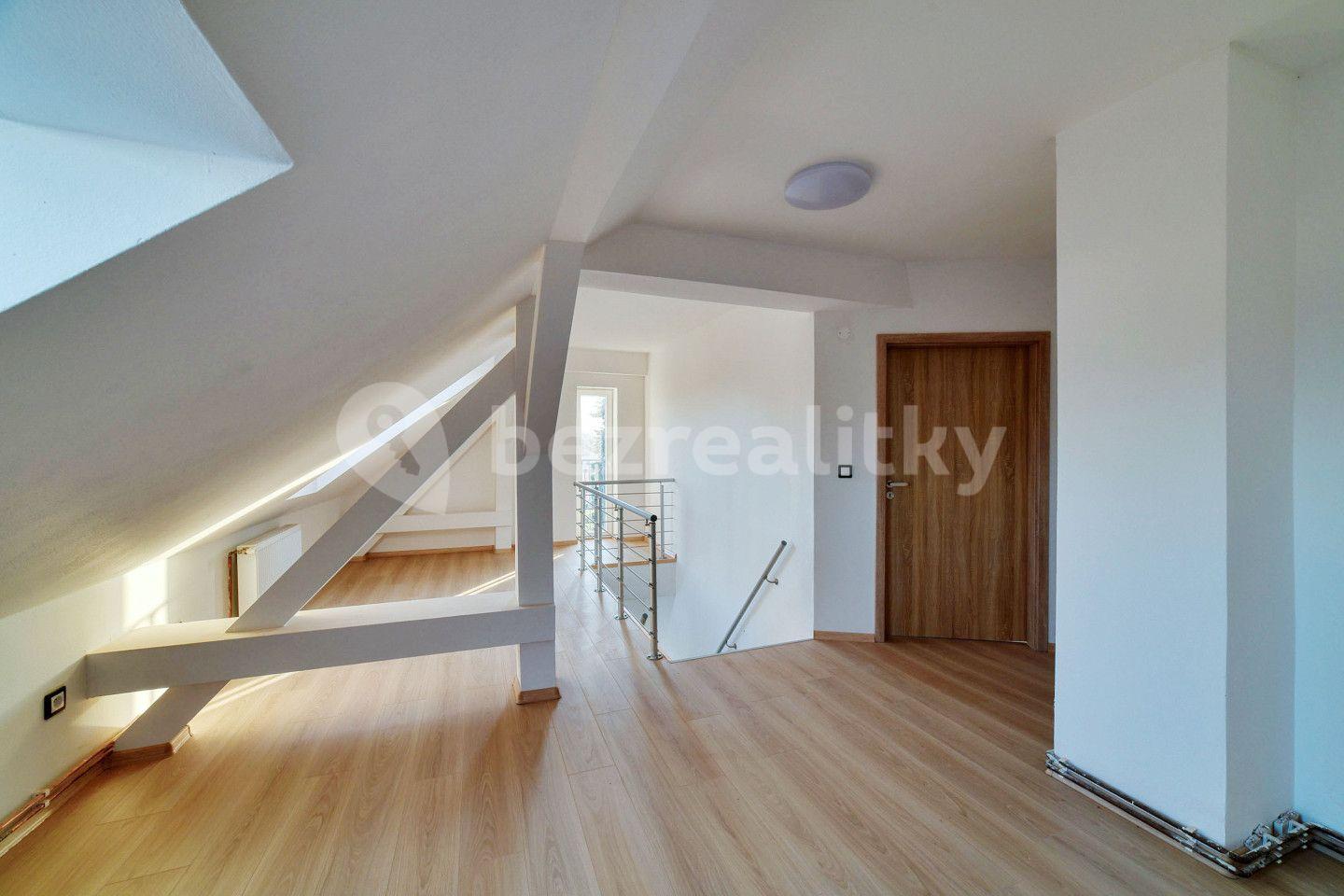 3 bedroom flat for sale, 110 m², Cheb, Karlovarský Region