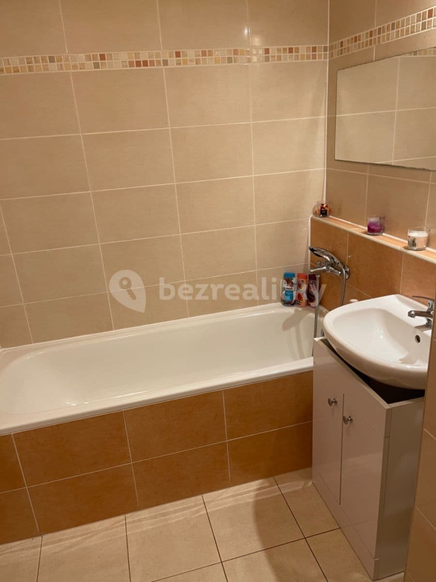 Studio flat to rent, 47 m², Tupolevova, Prague, Prague Studio flat to rent, 47 m², Tupolevova, Prague, Prague