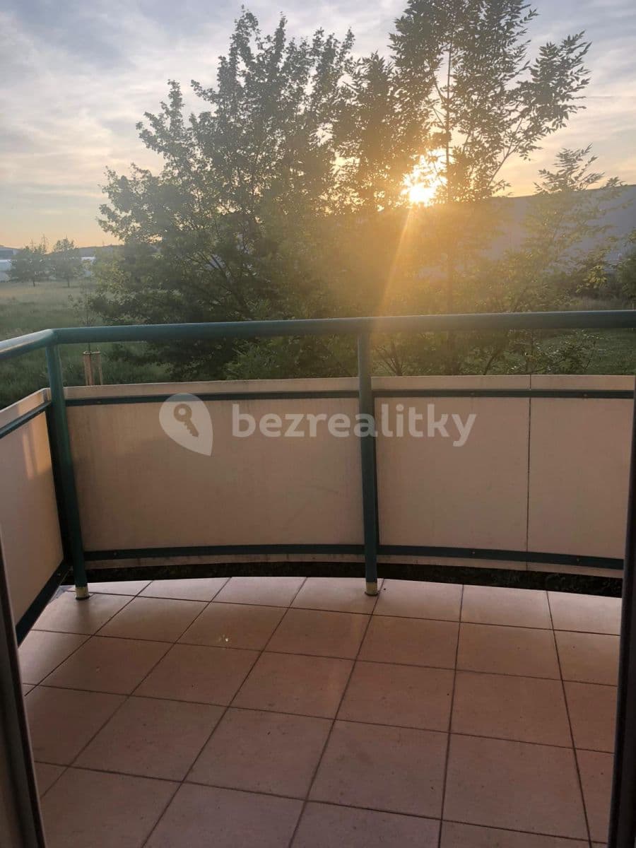 Studio flat to rent, 47 m², Tupolevova, Prague, Prague Studio flat to rent, 47 m², Tupolevova, Prague, Prague