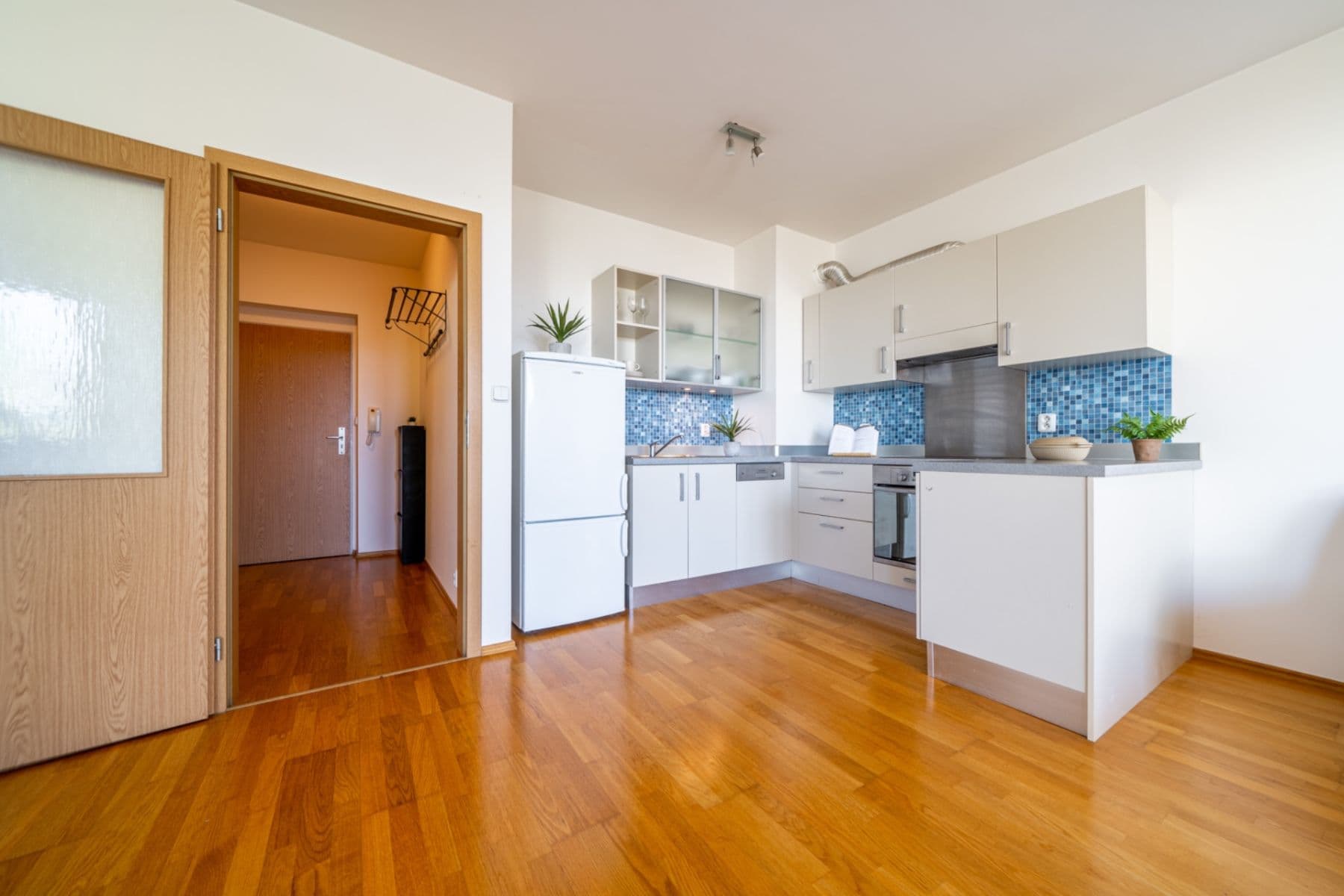 Studio flat to rent, 47 m², Tupolevova, Prague, Prague Studio flat to rent, 47 m², Tupolevova, Prague, Prague