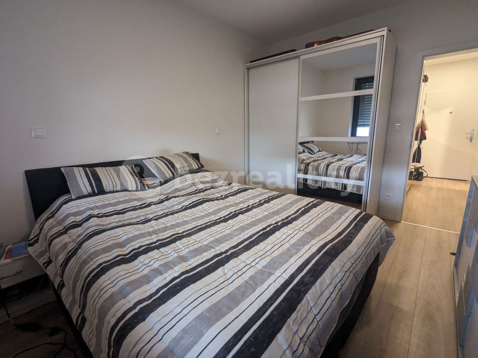 1 bedroom with open-plan kitchen flat to rent, 44 m², Kumpoštova, Brno, Jihomoravský Region 1 bedroom with open-plan kitchen flat to rent, 44 m², Kumpoštova, Brno, Jihomoravský Region