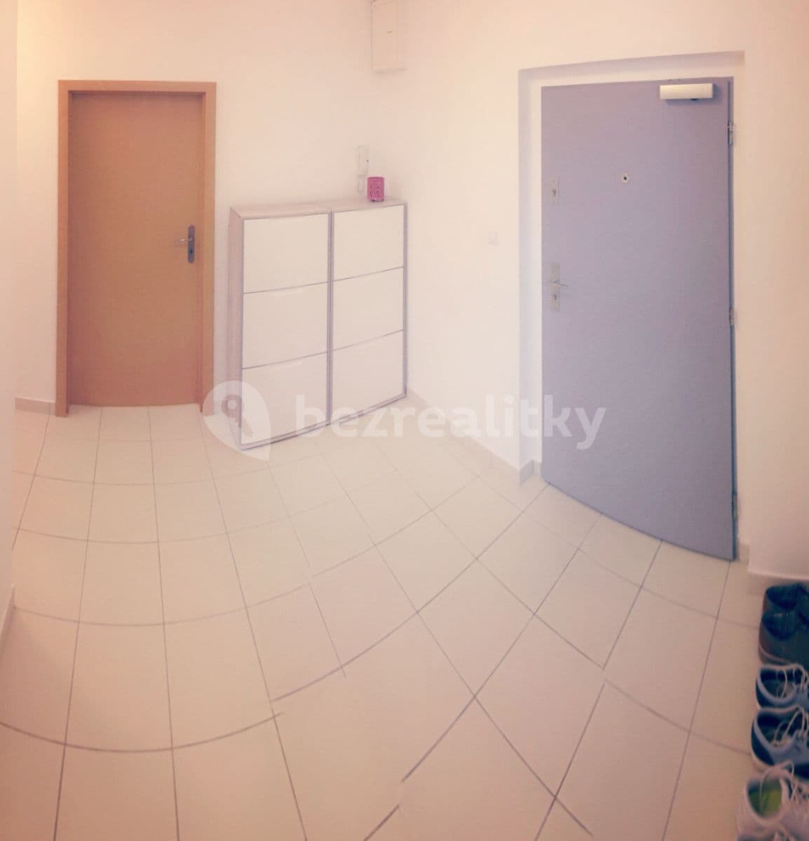 1 bedroom with open-plan kitchen flat to rent, 60 m², Na Slatince, Prague, Prague 1 bedroom with open-plan kitchen flat to rent, 60 m², Na Slatince, Prague, Prague
