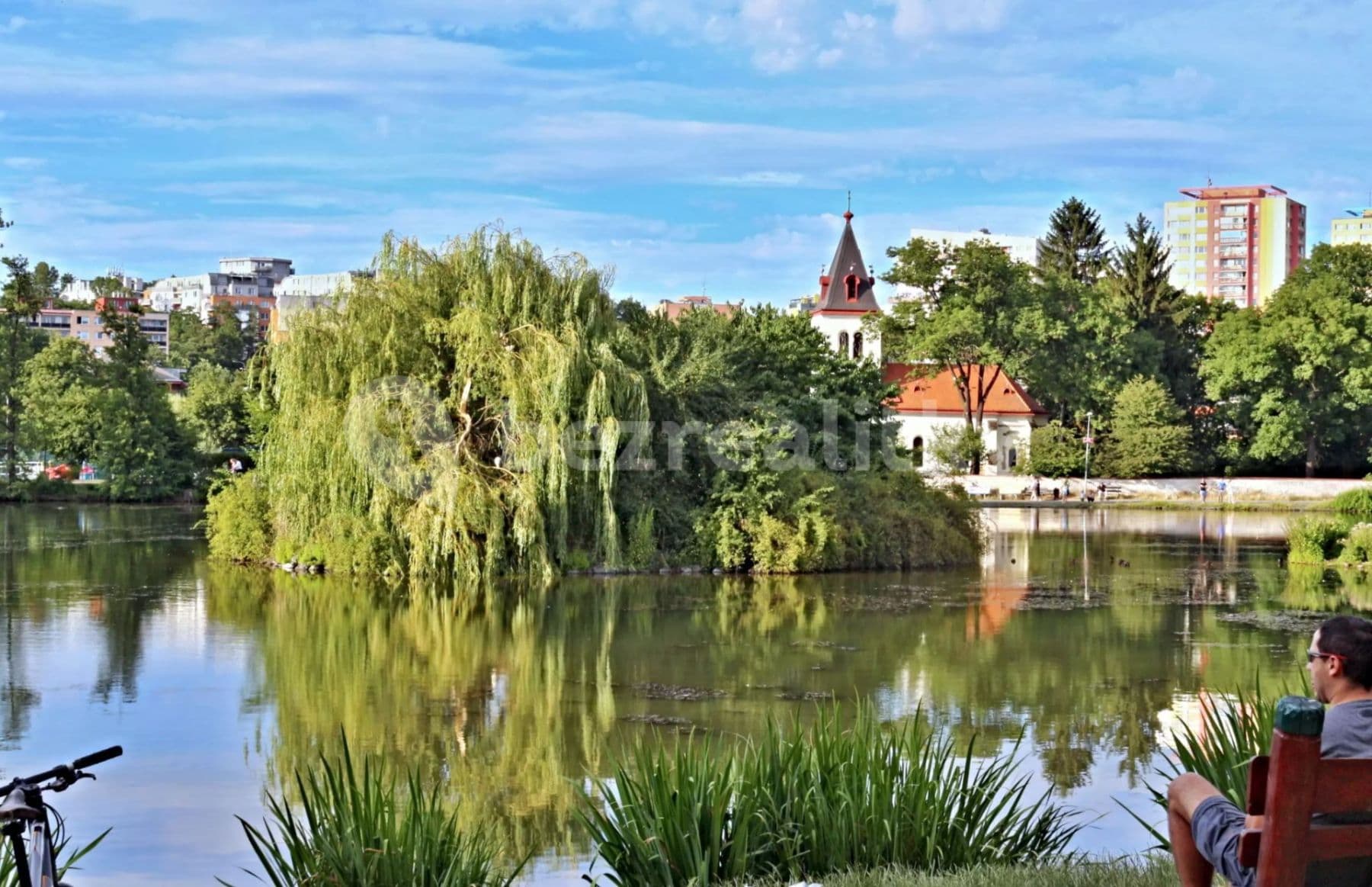 1 bedroom with open-plan kitchen flat to rent, 60 m², Na Slatince, Prague, Prague 1 bedroom with open-plan kitchen flat to rent, 60 m², Na Slatince, Prague, Prague