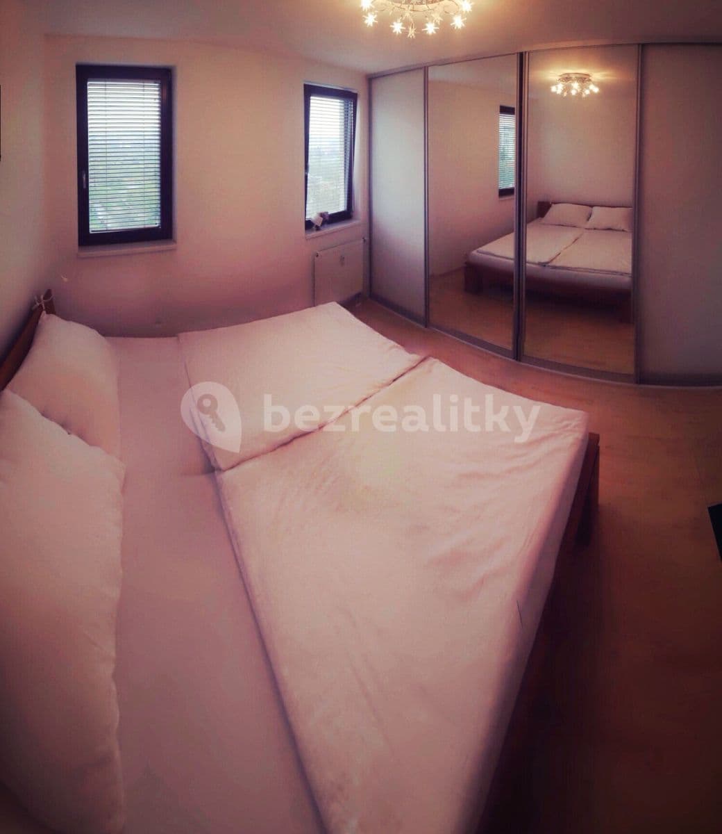 1 bedroom with open-plan kitchen flat to rent, 60 m², Na Slatince, Prague, Prague 1 bedroom with open-plan kitchen flat to rent, 60 m², Na Slatince, Prague, Prague