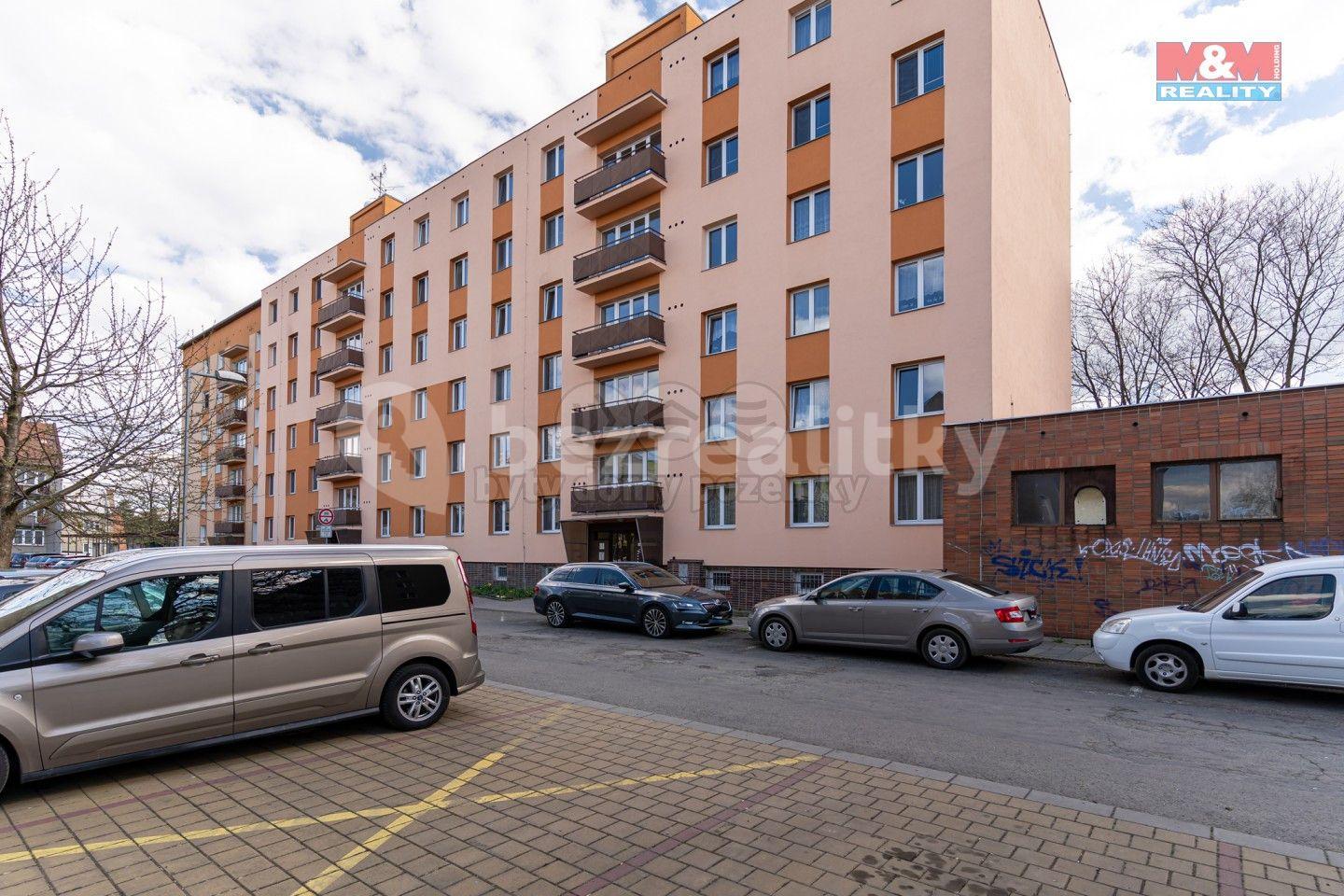 3 bedroom flat for sale, 71 m², Velkomoravská, Olomouc, Olomoucký Region