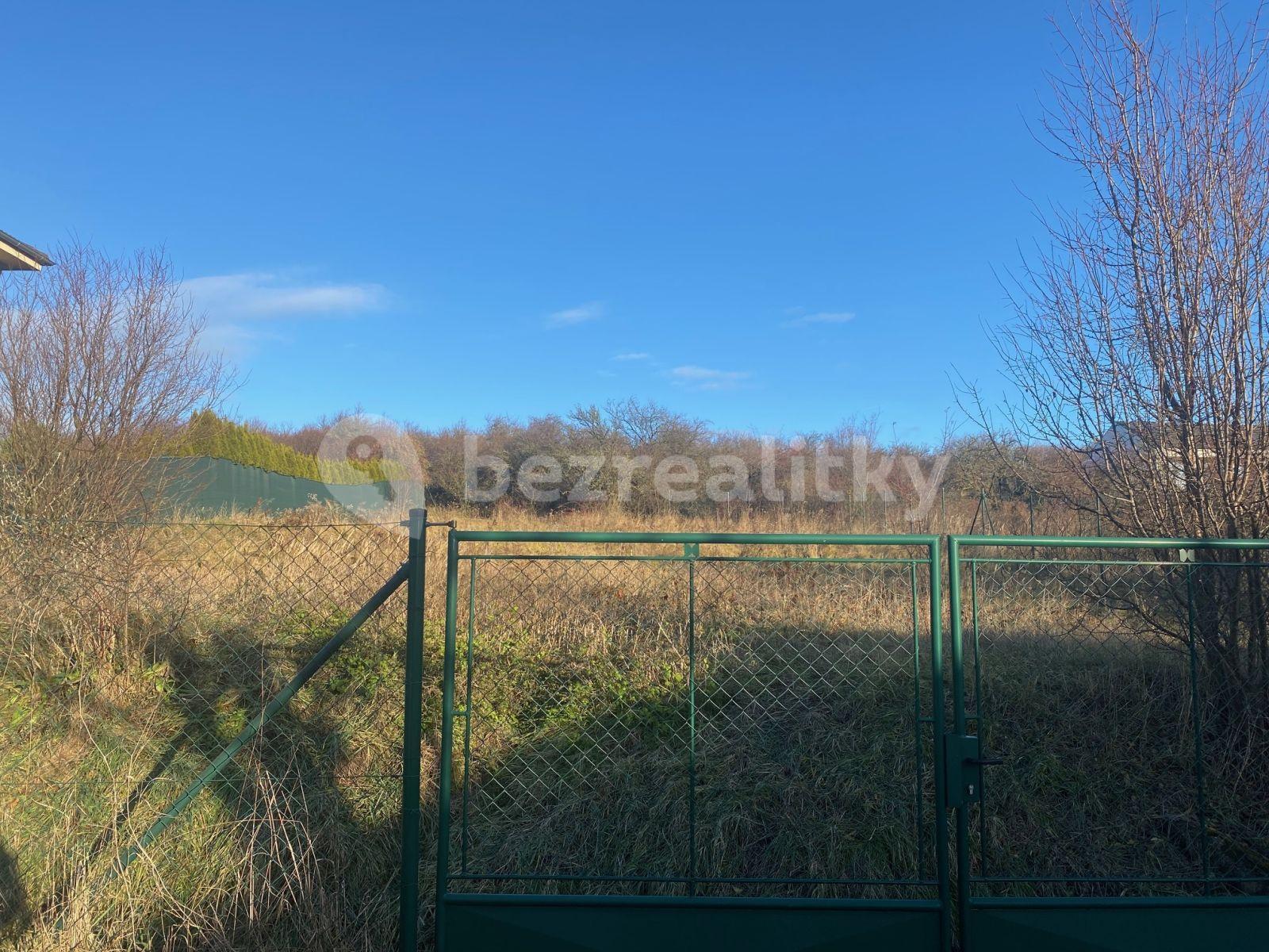 plot for sale, 850 m², Statenice, Středočeský Region