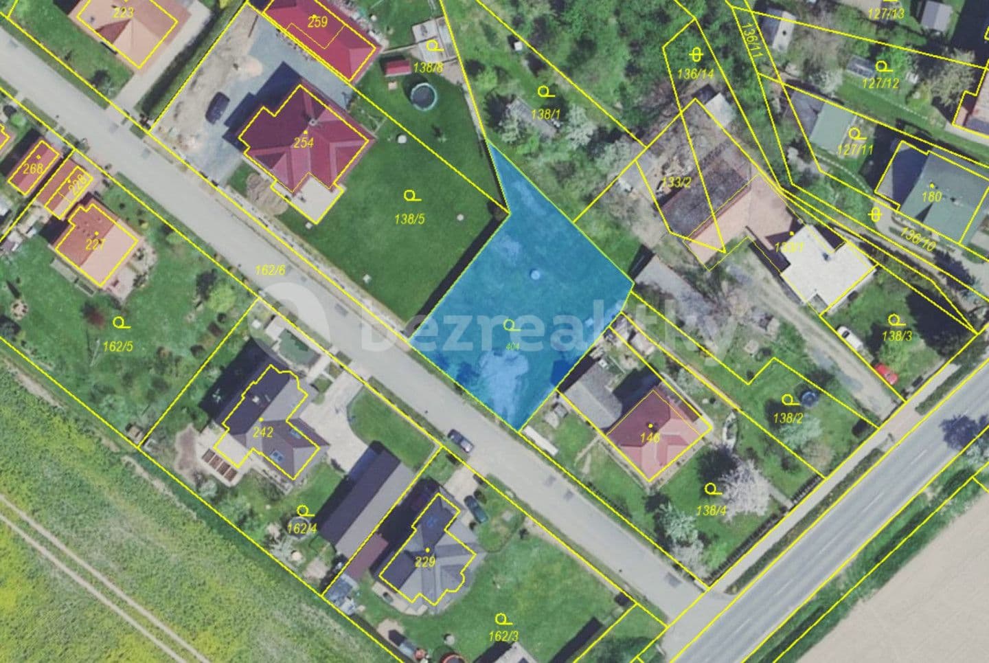 plot for sale, 723 m², Krchleby, Středočeský Region