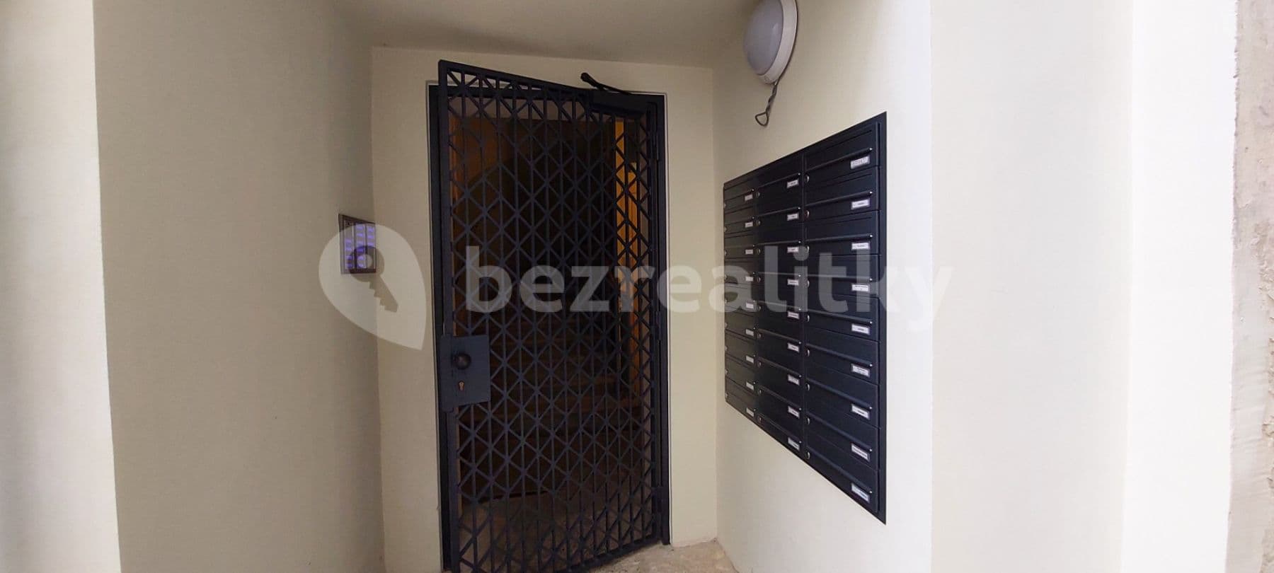 1 bedroom with open-plan kitchen flat to rent, 50 m², Krakovská, Prague, Prague 1 bedroom with open-plan kitchen flat to rent, 50 m², Krakovská, Prague, Prague