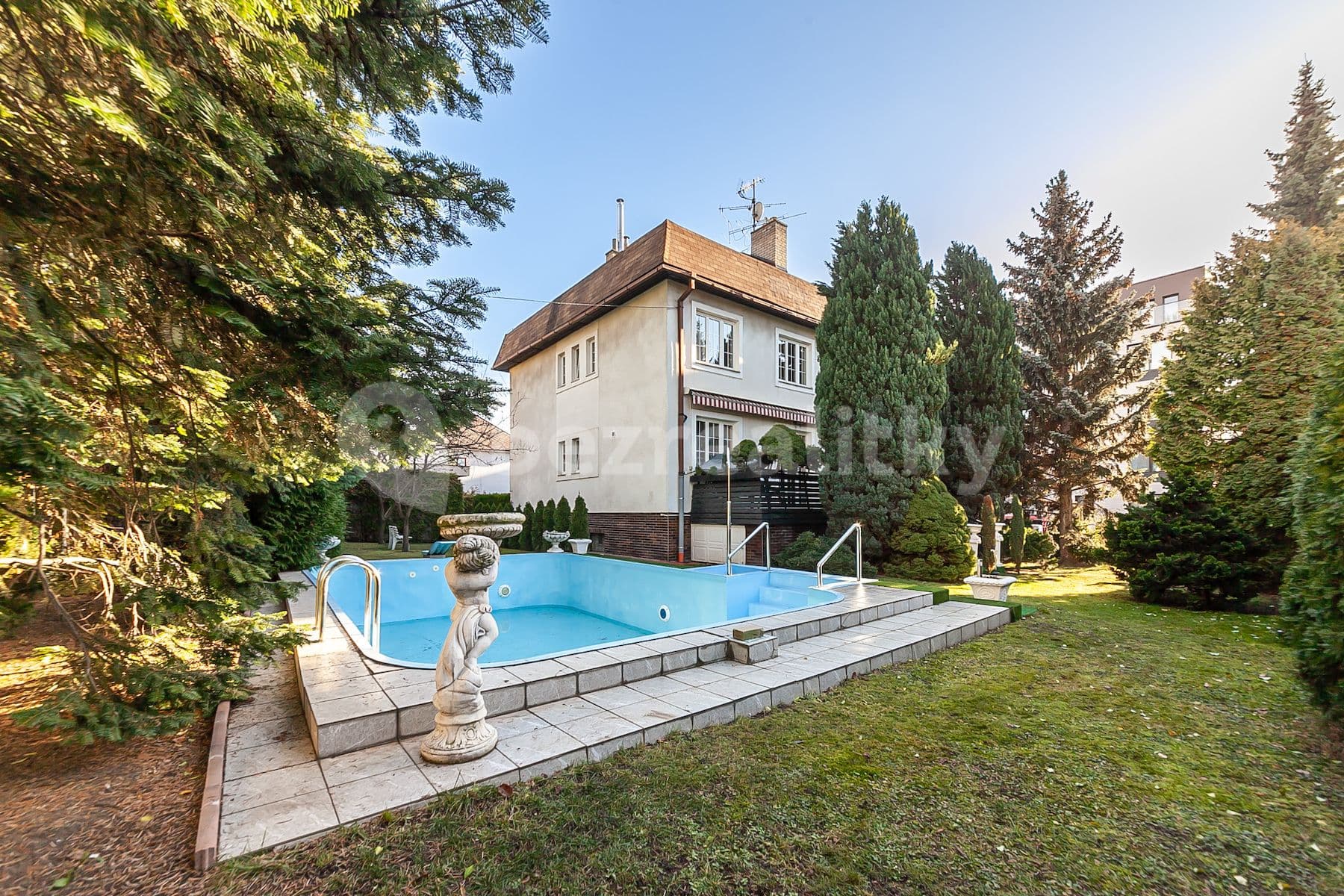house for sale, 285 m², Nad Vodovodem, Prague, Prague
