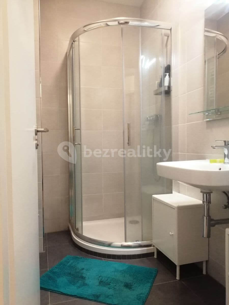 Studio flat to rent, 32 m², Lipanská, Říčany, Středočeský Region Studio flat to rent, 32 m², Lipanská, Říčany, Středočeský Region