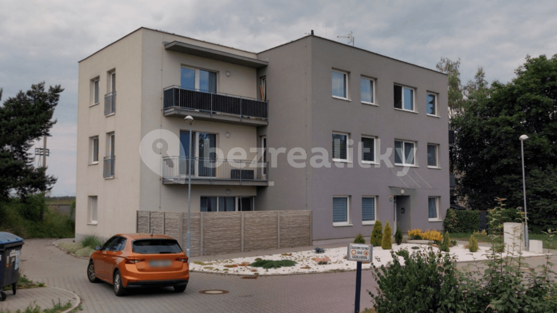 Studio flat to rent, 32 m², Lipanská, Říčany, Středočeský Region Studio flat to rent, 32 m², Lipanská, Říčany, Středočeský Region