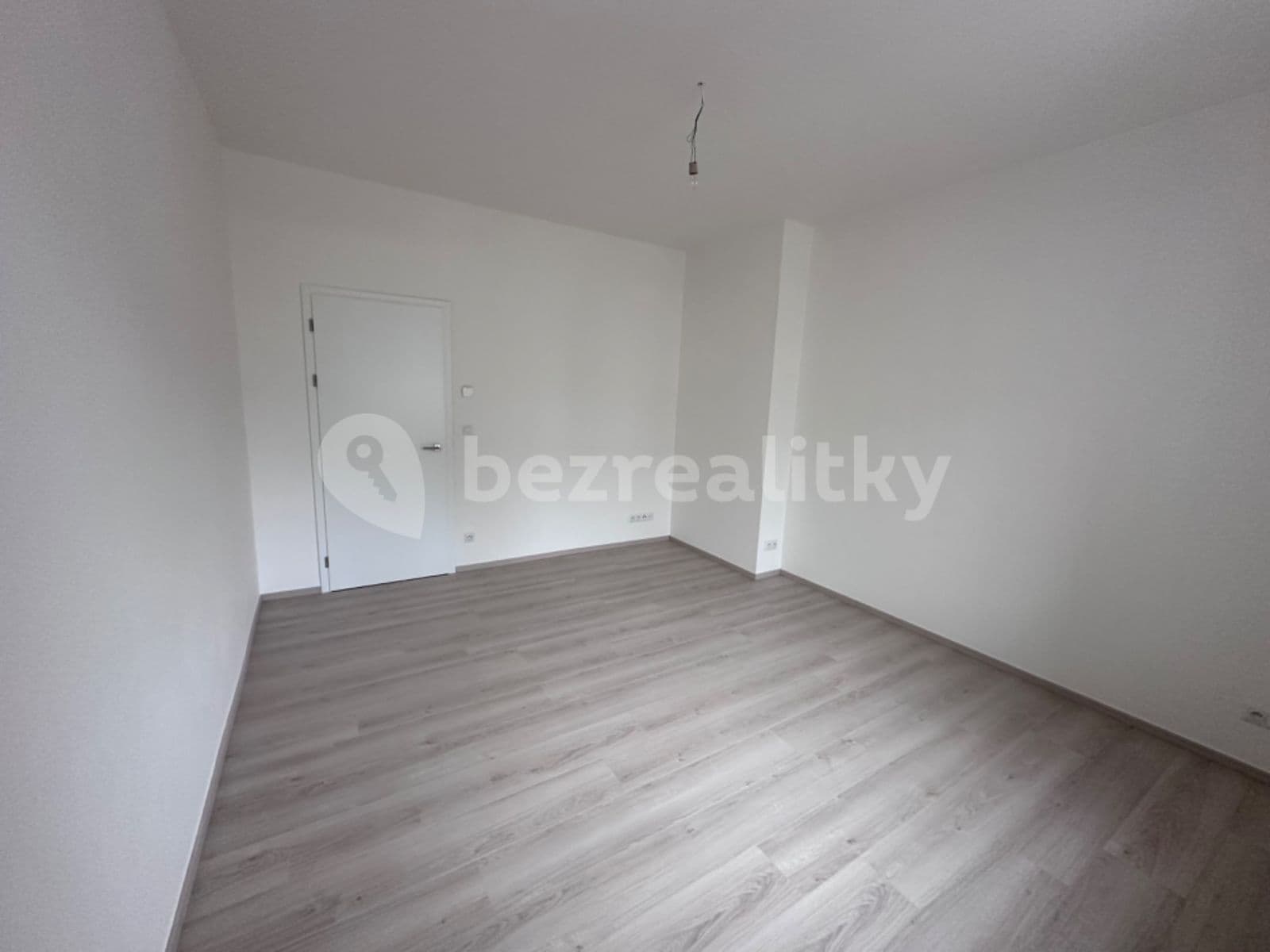 1 bedroom with open-plan kitchen flat to rent, 52 m², Prosecká, Prague, Prague 1 bedroom with open-plan kitchen flat to rent, 52 m², Prosecká, Prague, Prague