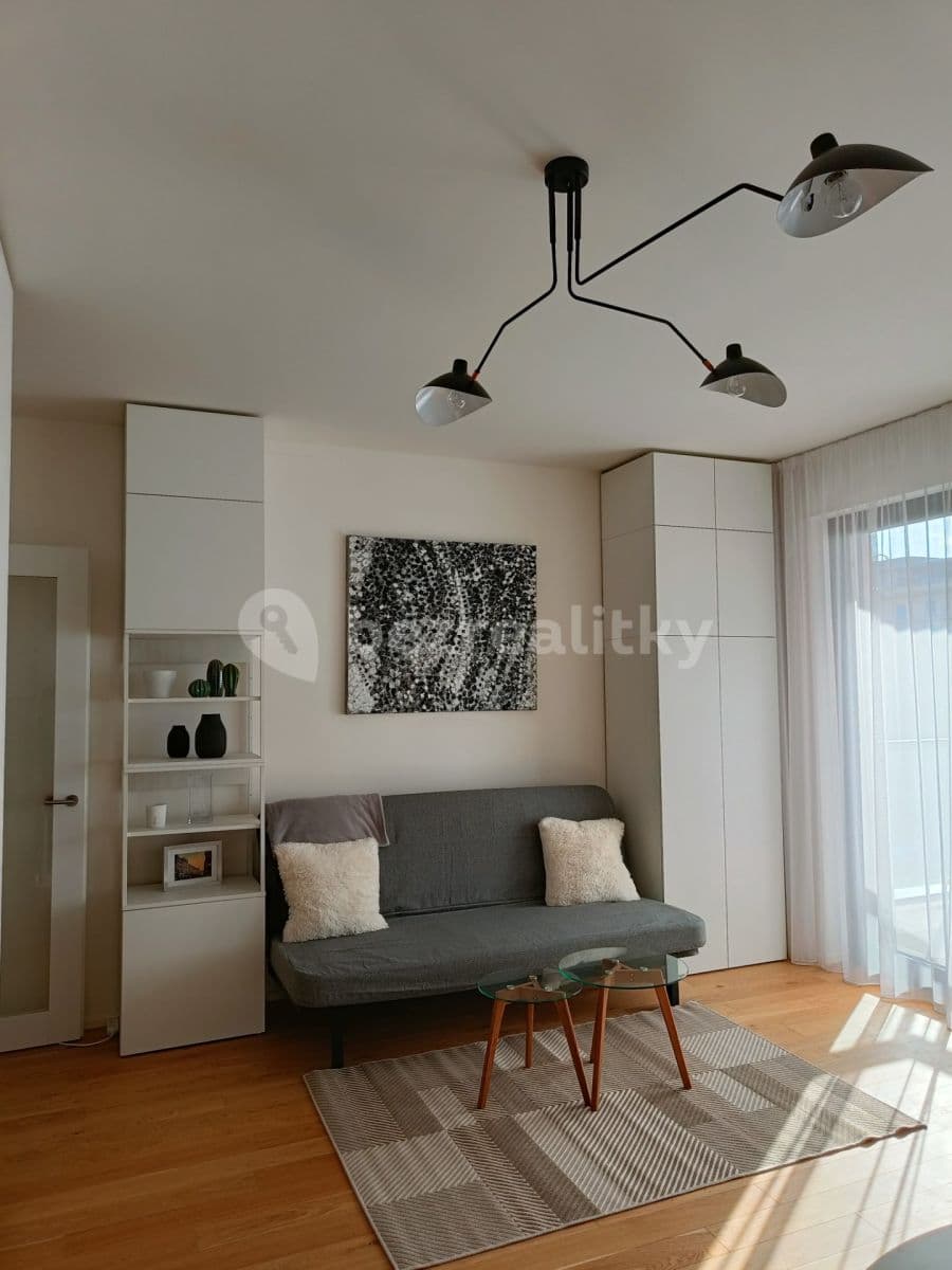 Studio flat to rent, 42 m², Jankovcova, Prague, Prague Studio flat to rent, 42 m², Jankovcova, Prague, Prague