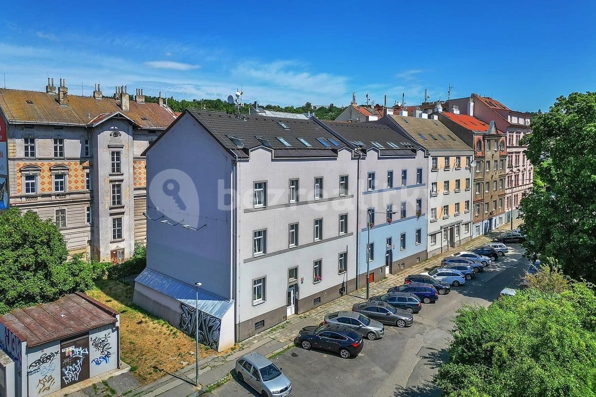 1 bedroom with open-plan kitchen flat to rent, 36 m², Pod Labuťkou, Prague, Prague 1 bedroom with open-plan kitchen flat to rent, 36 m², Pod Labuťkou, Prague, Prague