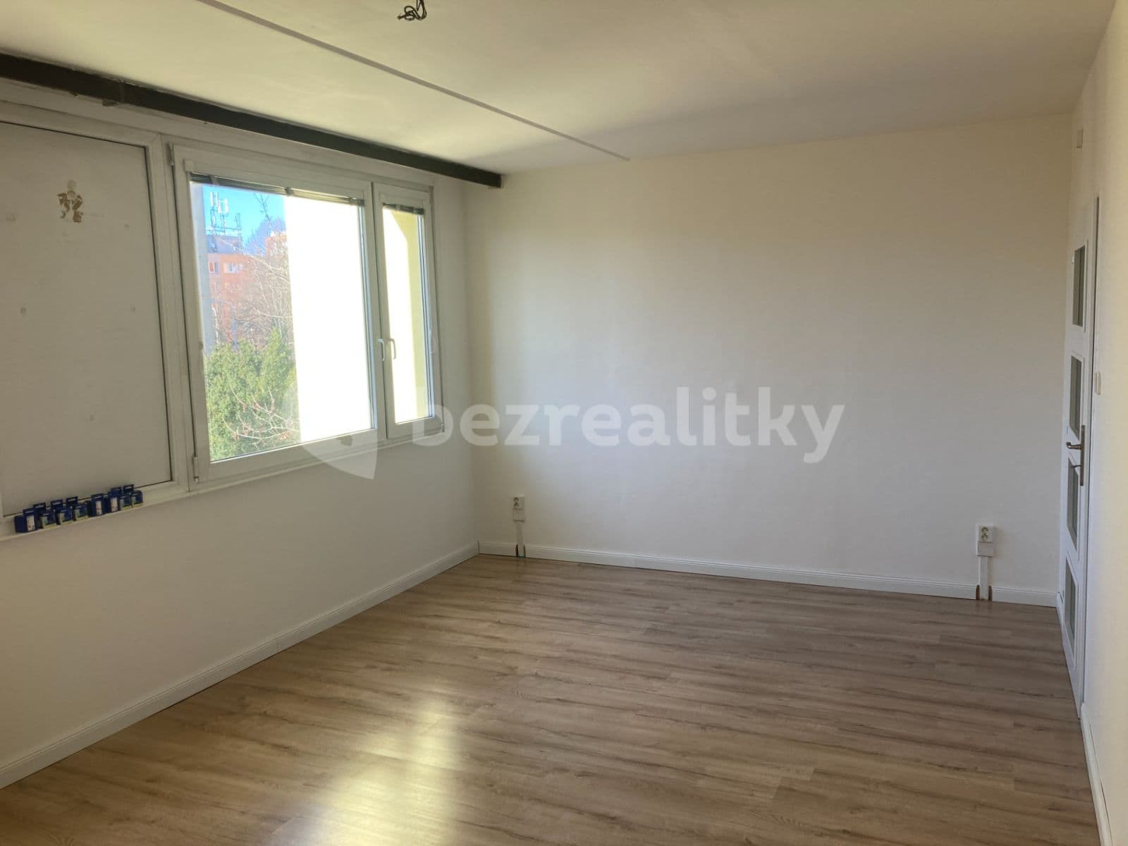 Studio flat to rent, 36 m², Ouholická, Prague, Prague Studio flat to rent, 36 m², Ouholická, Prague, Prague