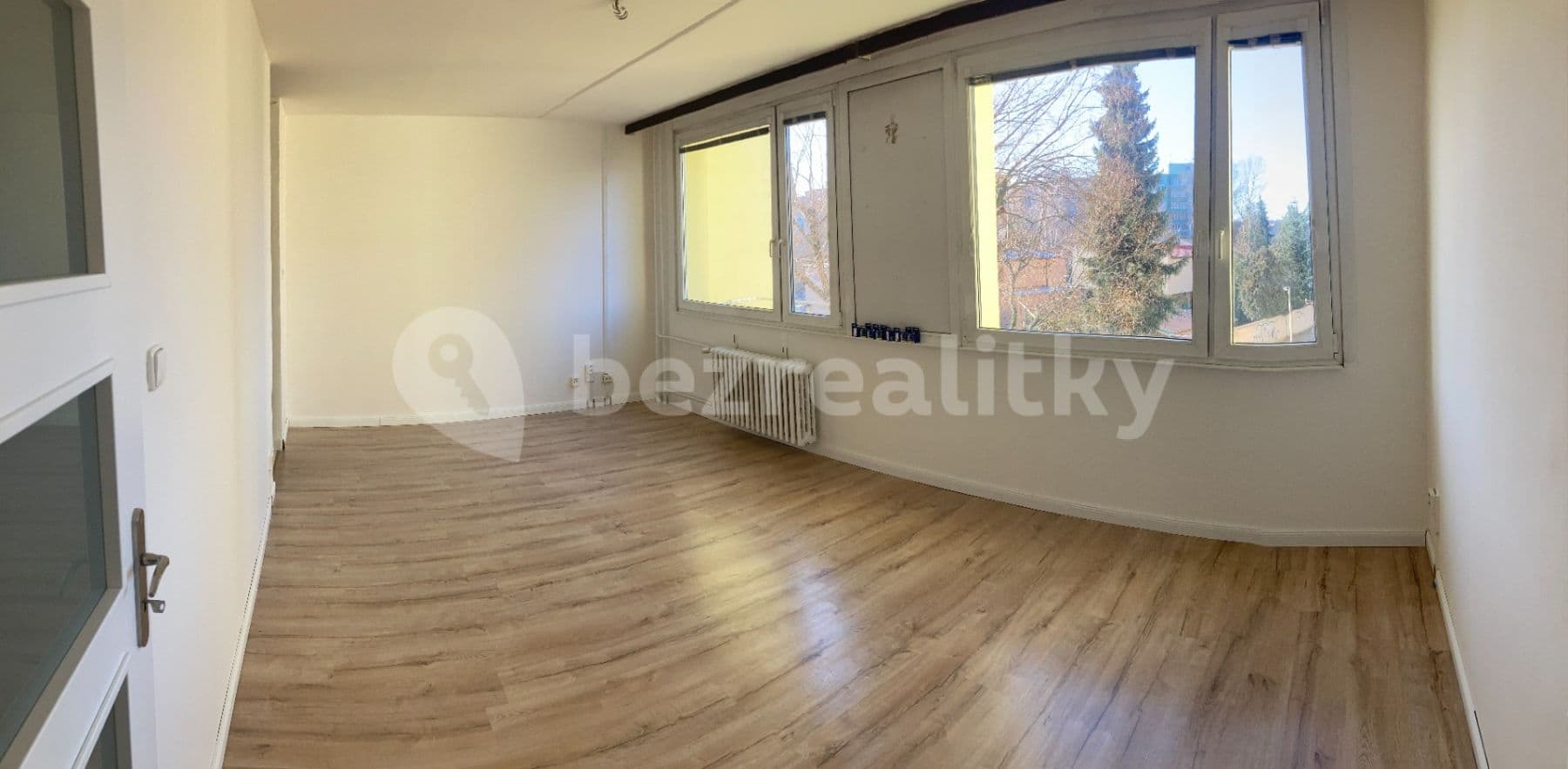 Studio flat to rent, 36 m², Ouholická, Prague, Prague Studio flat to rent, 36 m², Ouholická, Prague, Prague