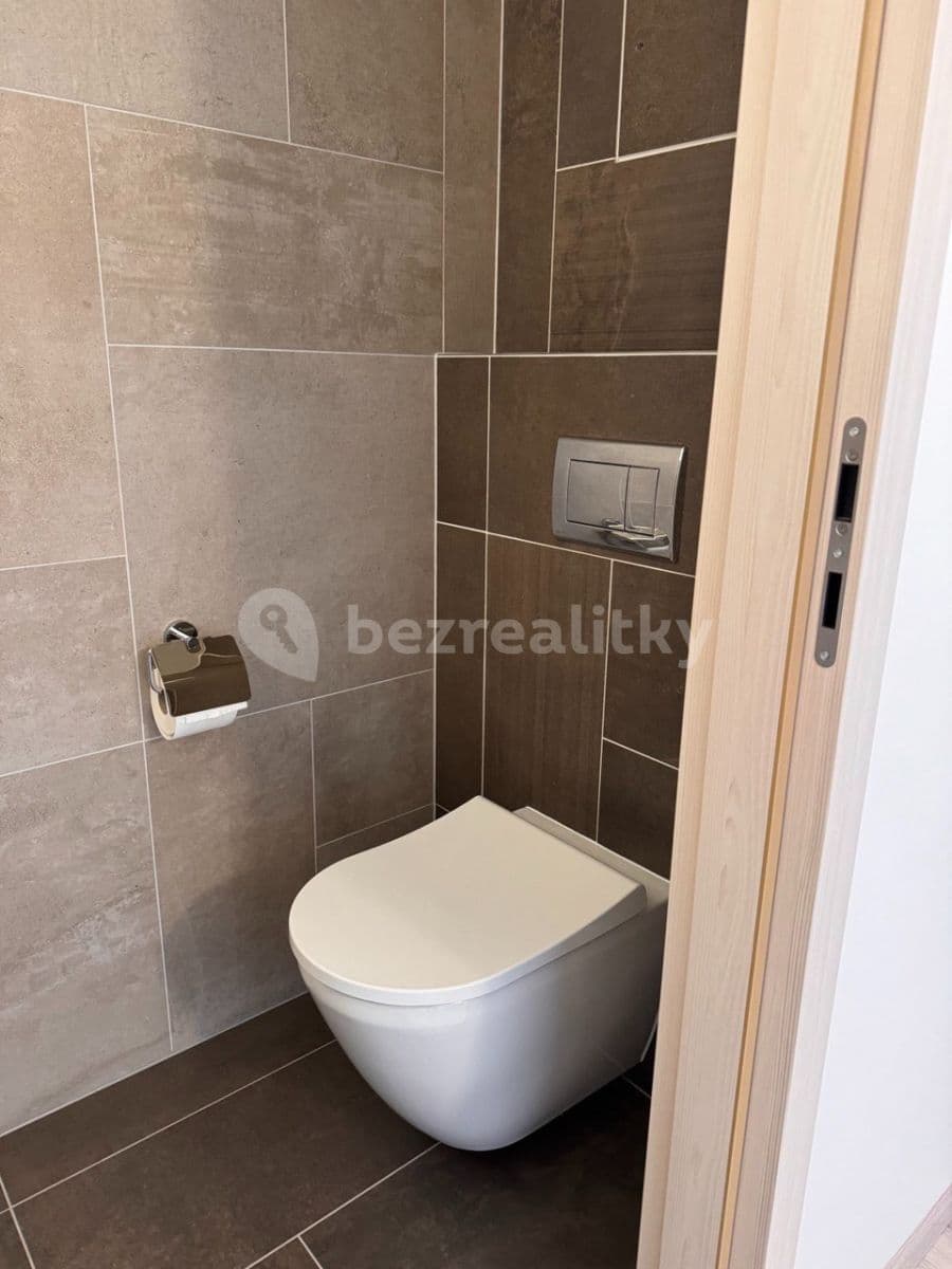 2 bedroom with open-plan kitchen flat to rent, 90 m², Oldřichovská, Prague, Prague 2 bedroom with open-plan kitchen flat to rent, 90 m², Oldřichovská, Prague, Prague