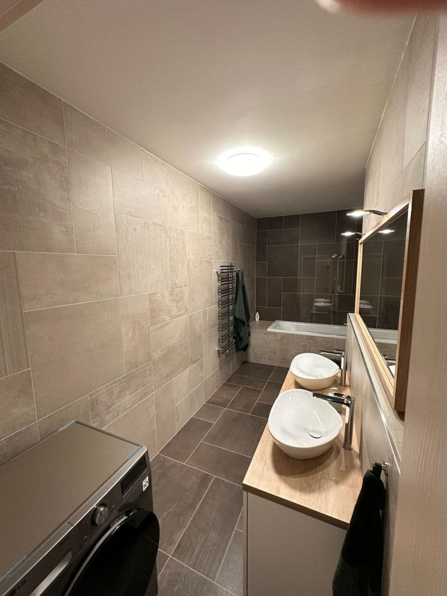 2 bedroom with open-plan kitchen flat to rent, 90 m², Oldřichovská, Prague, Prague 2 bedroom with open-plan kitchen flat to rent, 90 m², Oldřichovská, Prague, Prague