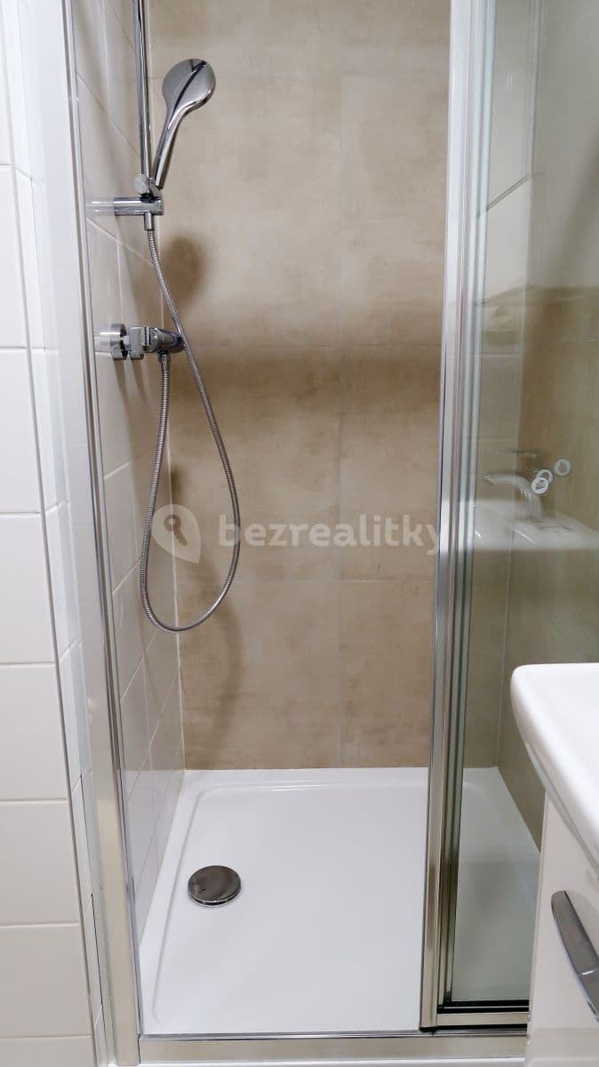 1 bedroom flat to rent, 37 m², Novobranská, Brno, Jihomoravský Region 1 bedroom flat to rent, 37 m², Novobranská, Brno, Jihomoravský Region