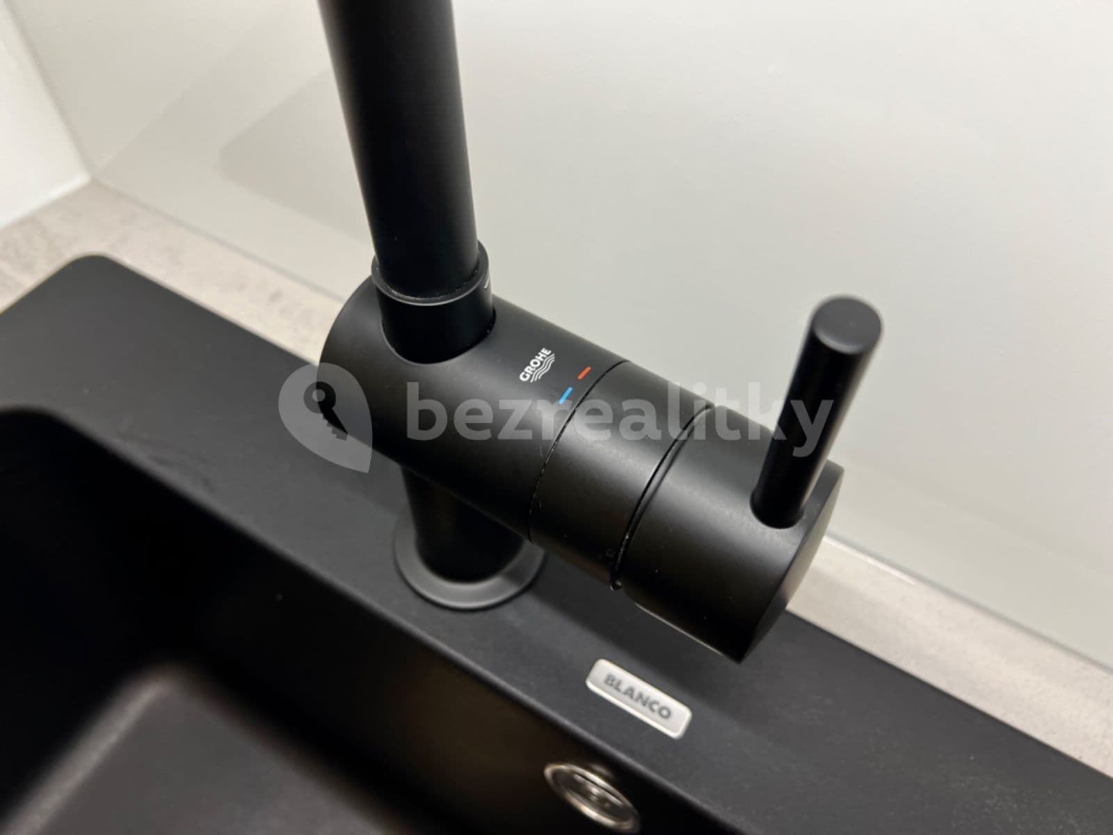 Studio flat to rent, 26 m², Ostrovní, Prague, Prague Studio flat to rent, 26 m², Ostrovní, Prague, Prague